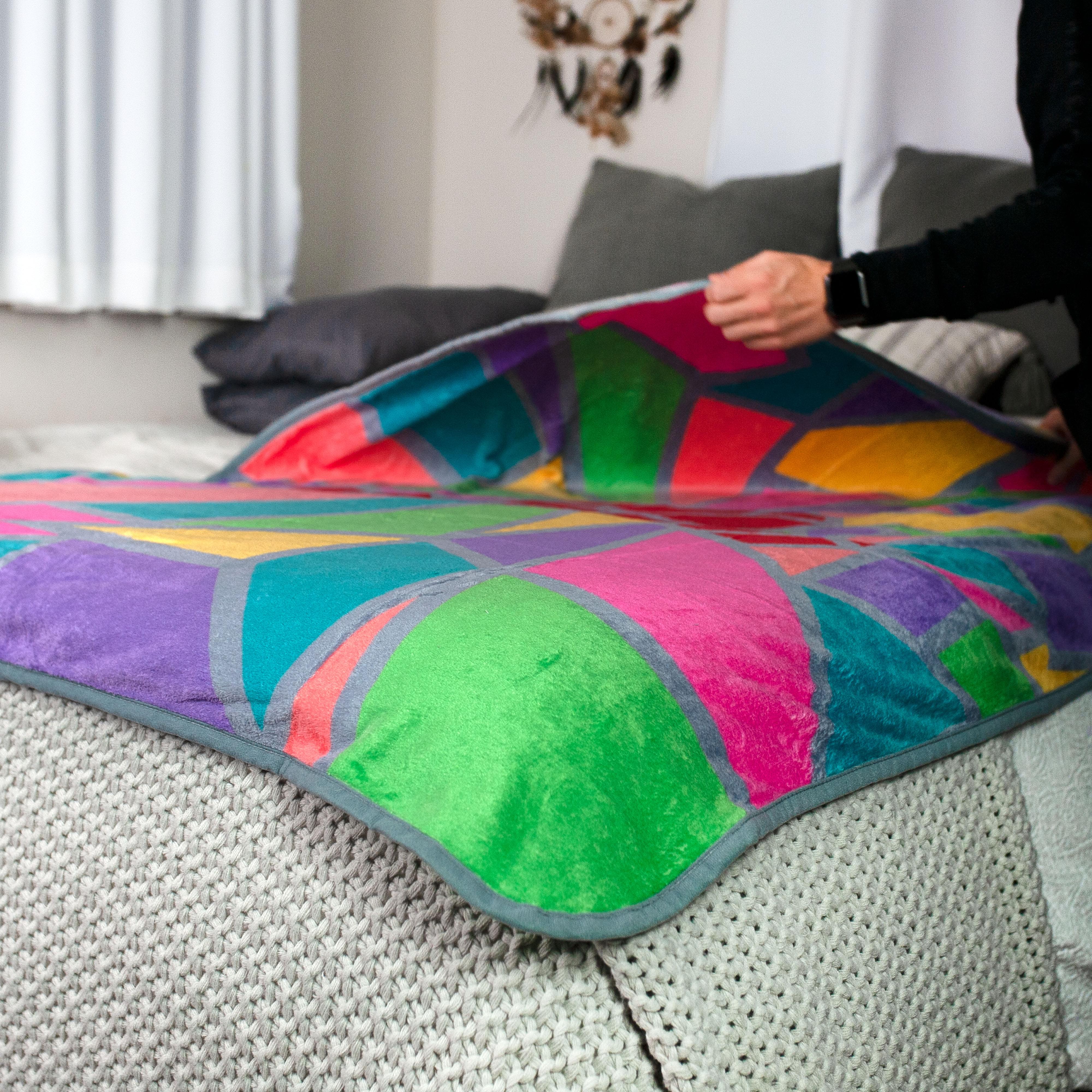2020 Sidewalk Chalk Inspired Mosaic Heart Throw Blanket | 45 x 60 Inches - Image 4
