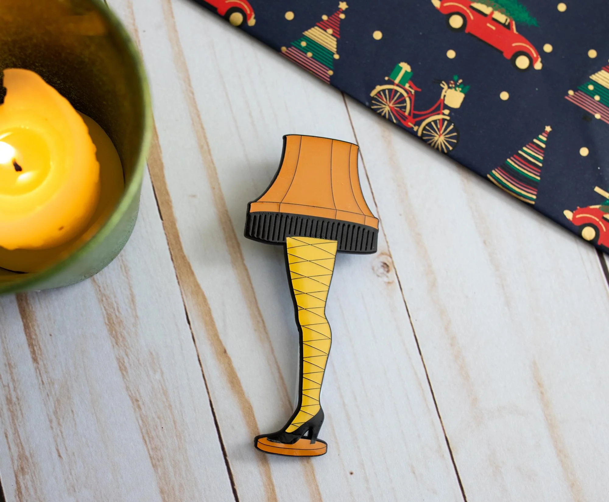 A Christmas Story Leg Lamp Collector Pin | Toynk Exclusive - Image 6