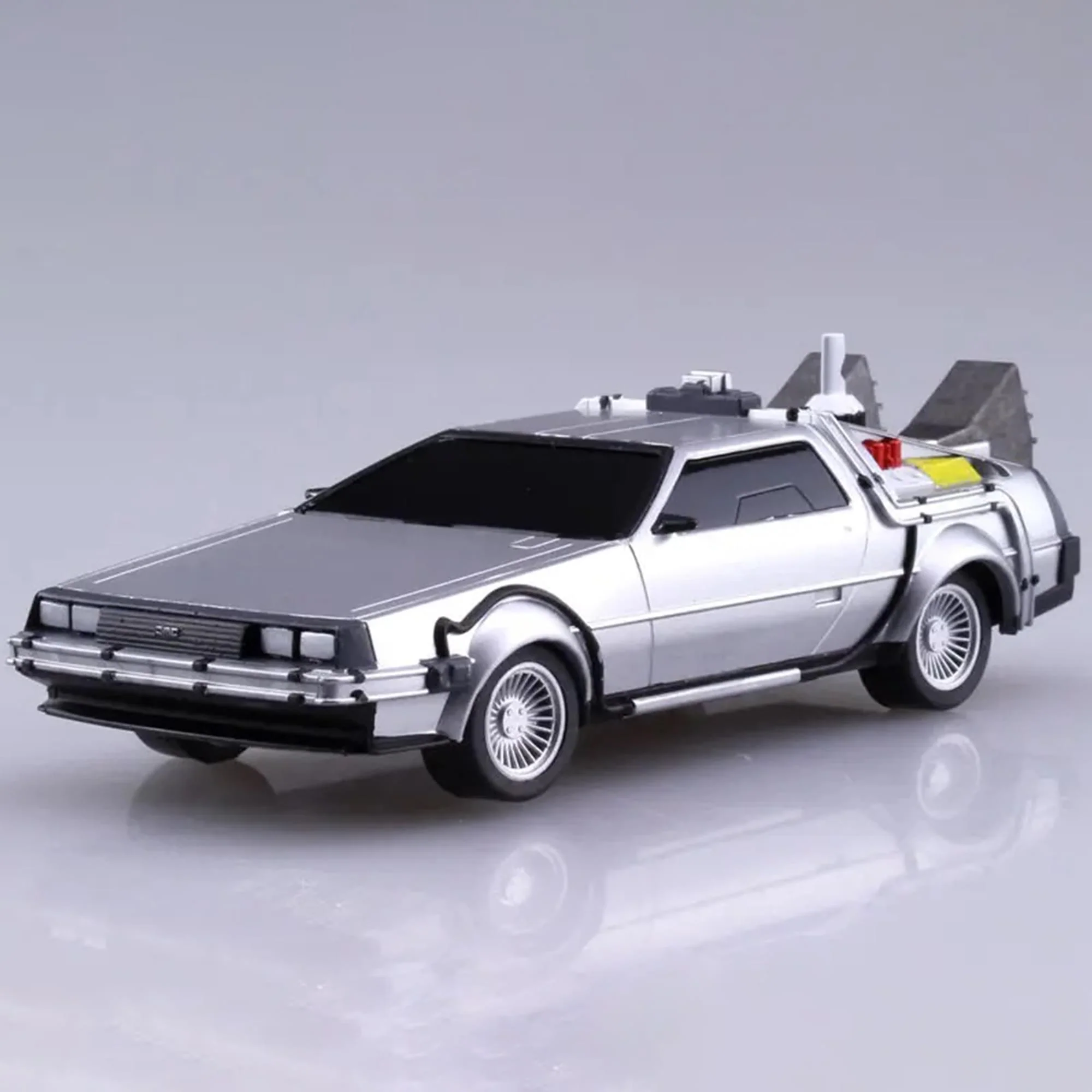 Back to the Future 2 Pullback DeLorean 1/43 Scale Model Kit - Image 2
