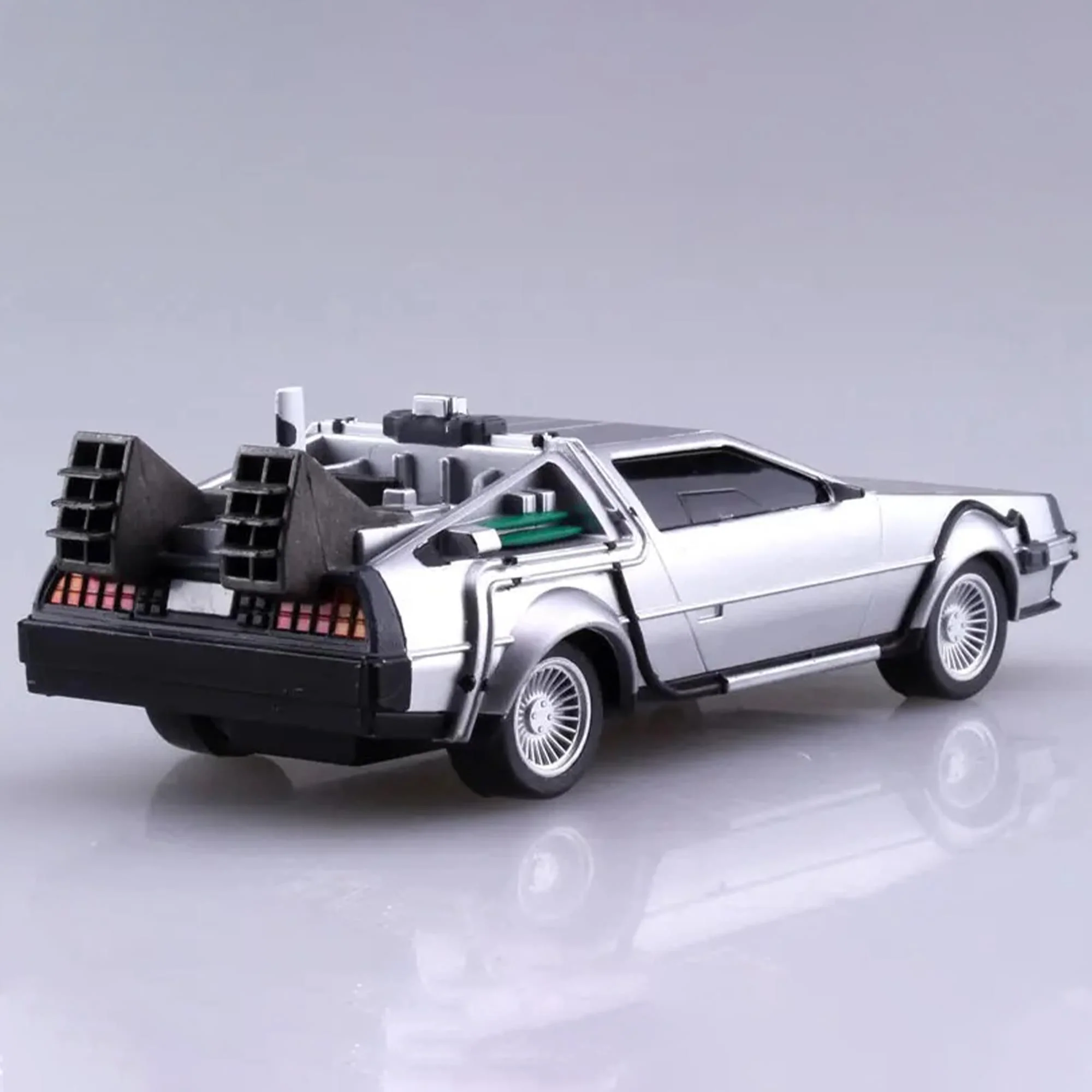 Back to the Future 2 Pullback DeLorean 1/43 Scale Model Kit - Image 3