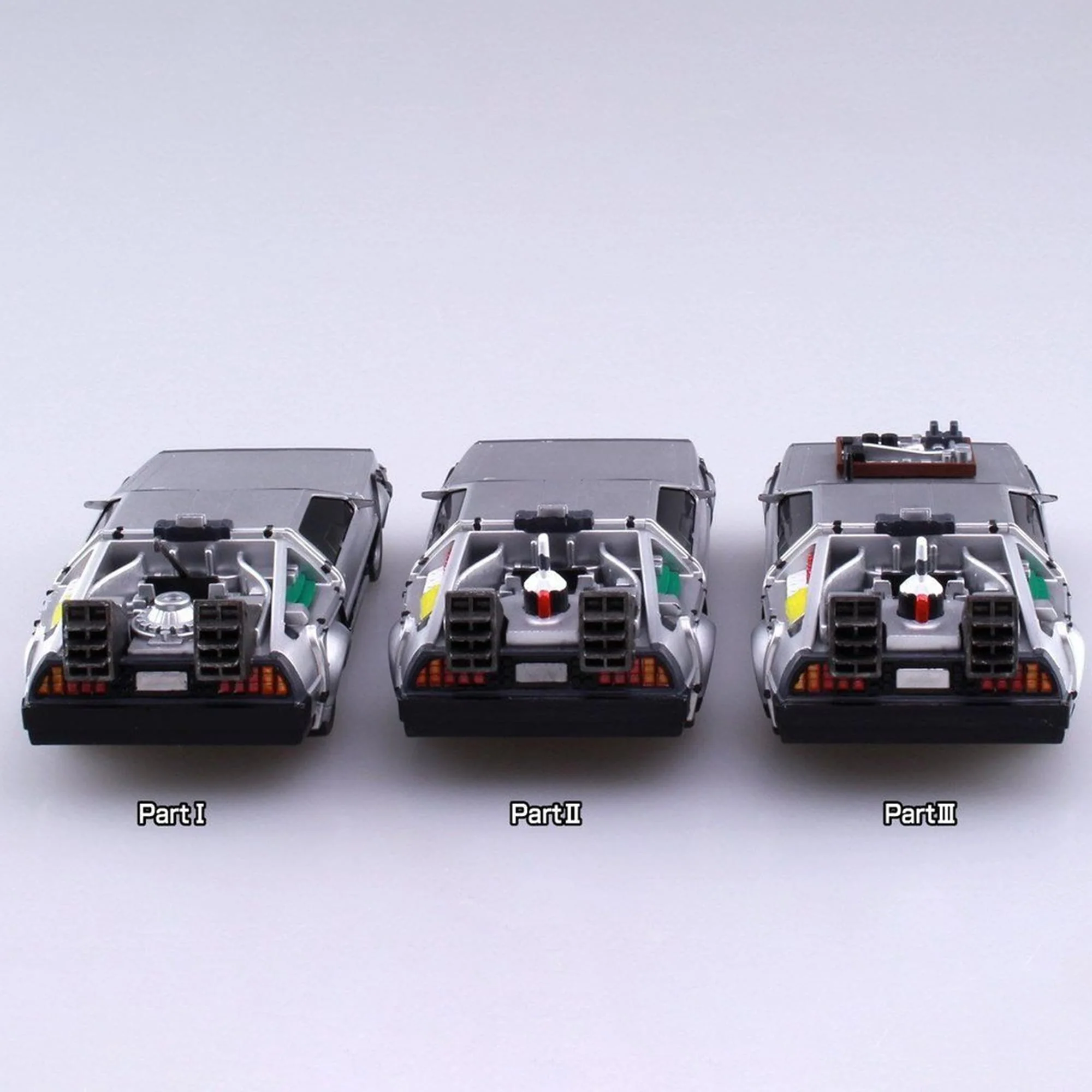 Back to the Future 2 Pullback DeLorean 1/43 Scale Model Kit - Image 7