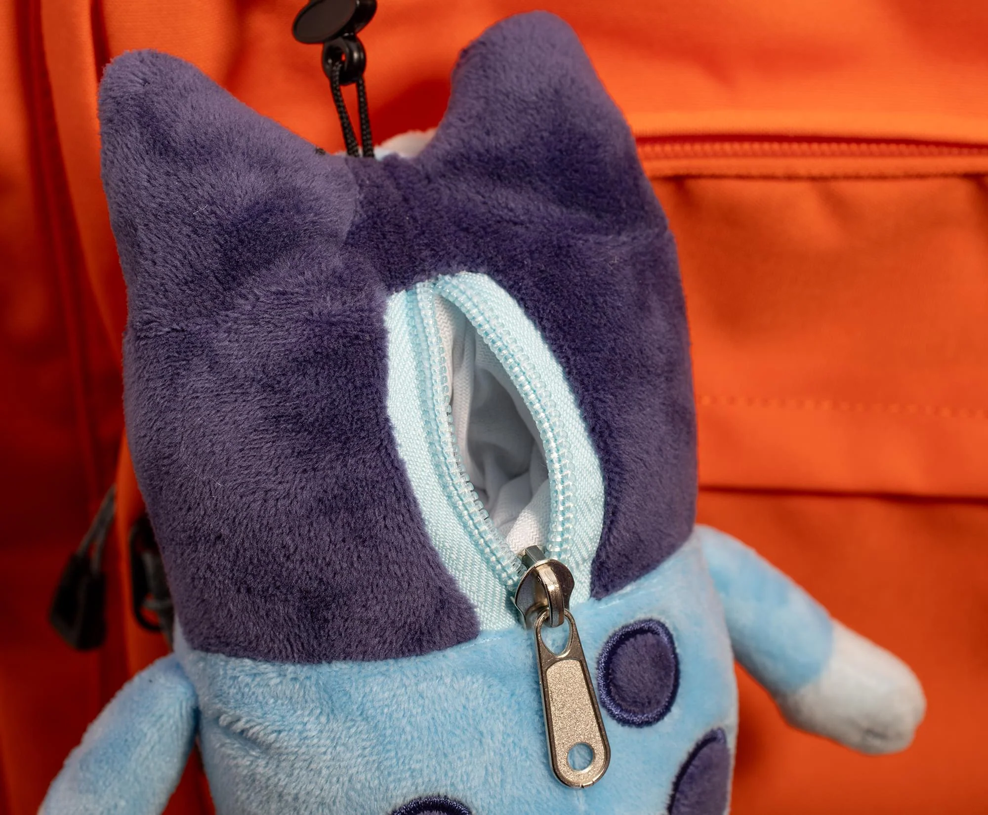 Bluey 8 Inch Zipper Plush with Backpack Clip - Image 7