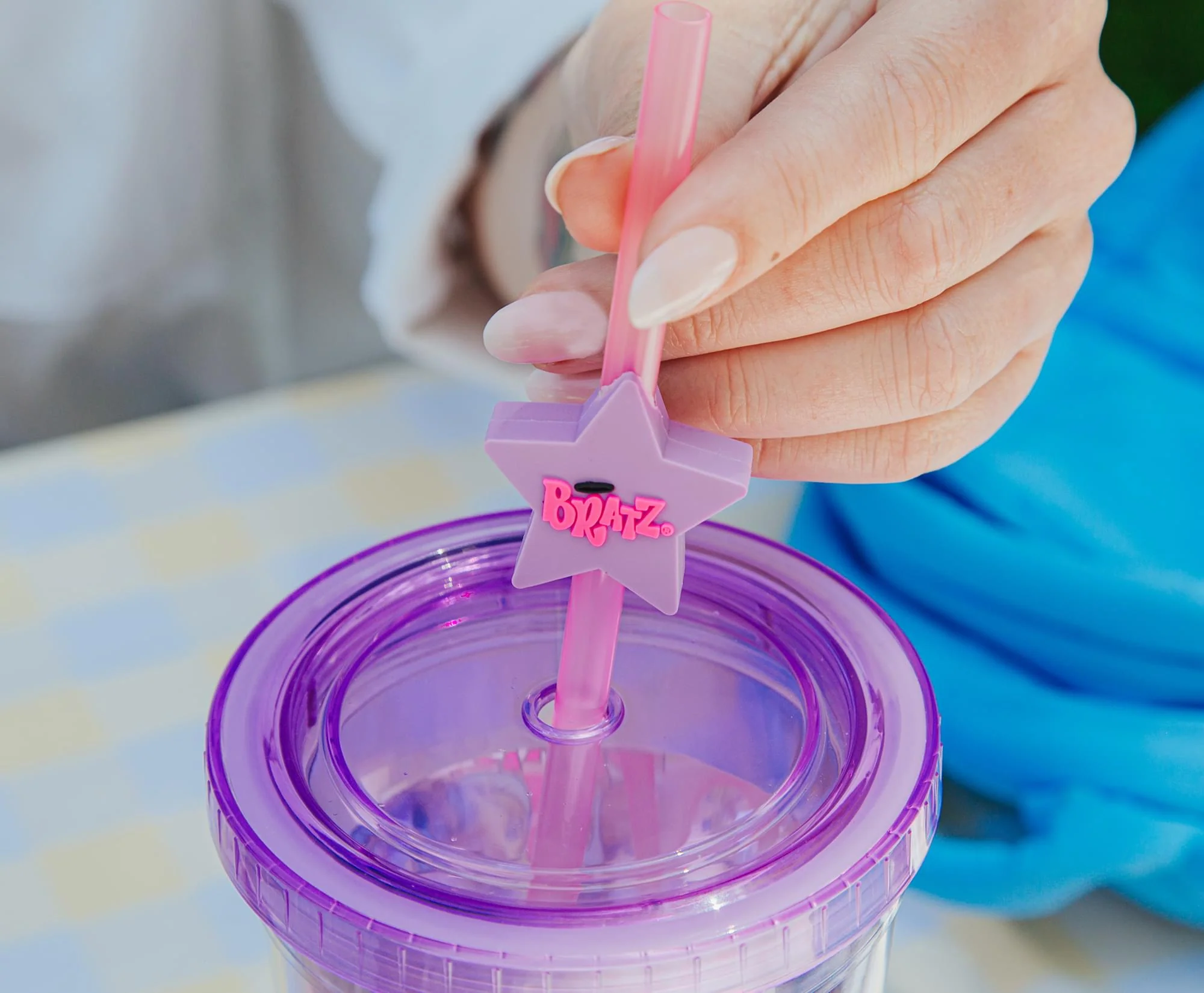 Bratz Carnival Cup With Lid and Straw Topper Charm | Holds 24 Ounces - Image 5