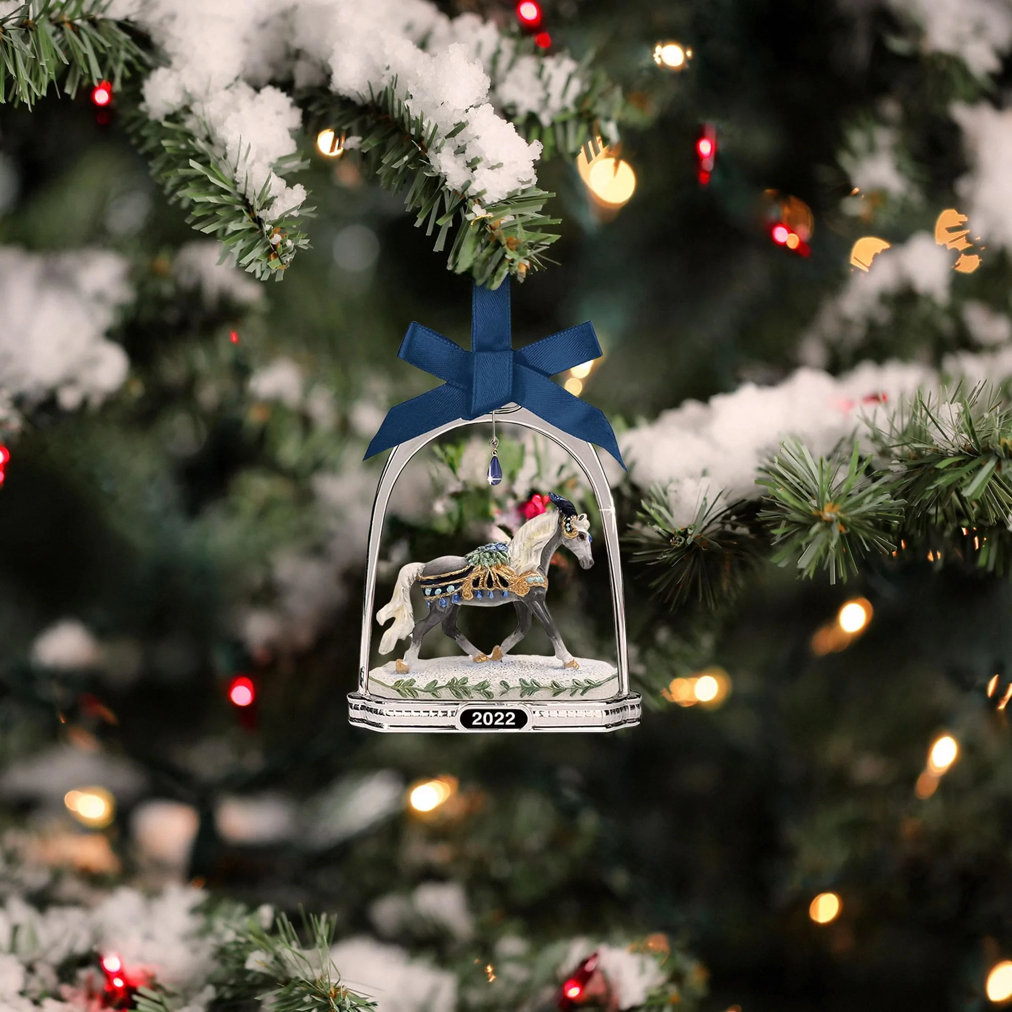 Breyer 2022 Holiday Stirrup Ornament | Snowbird - Image 4