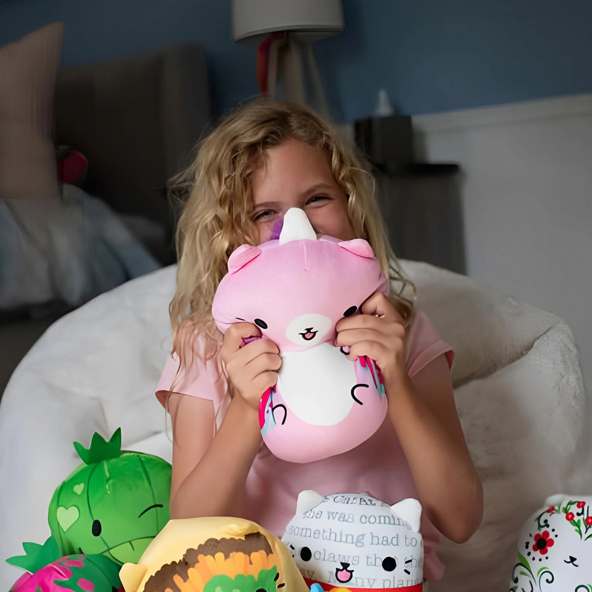 Cats vs Pickles 8.6 Inch Plush | Twinkle Starlight - Image 3