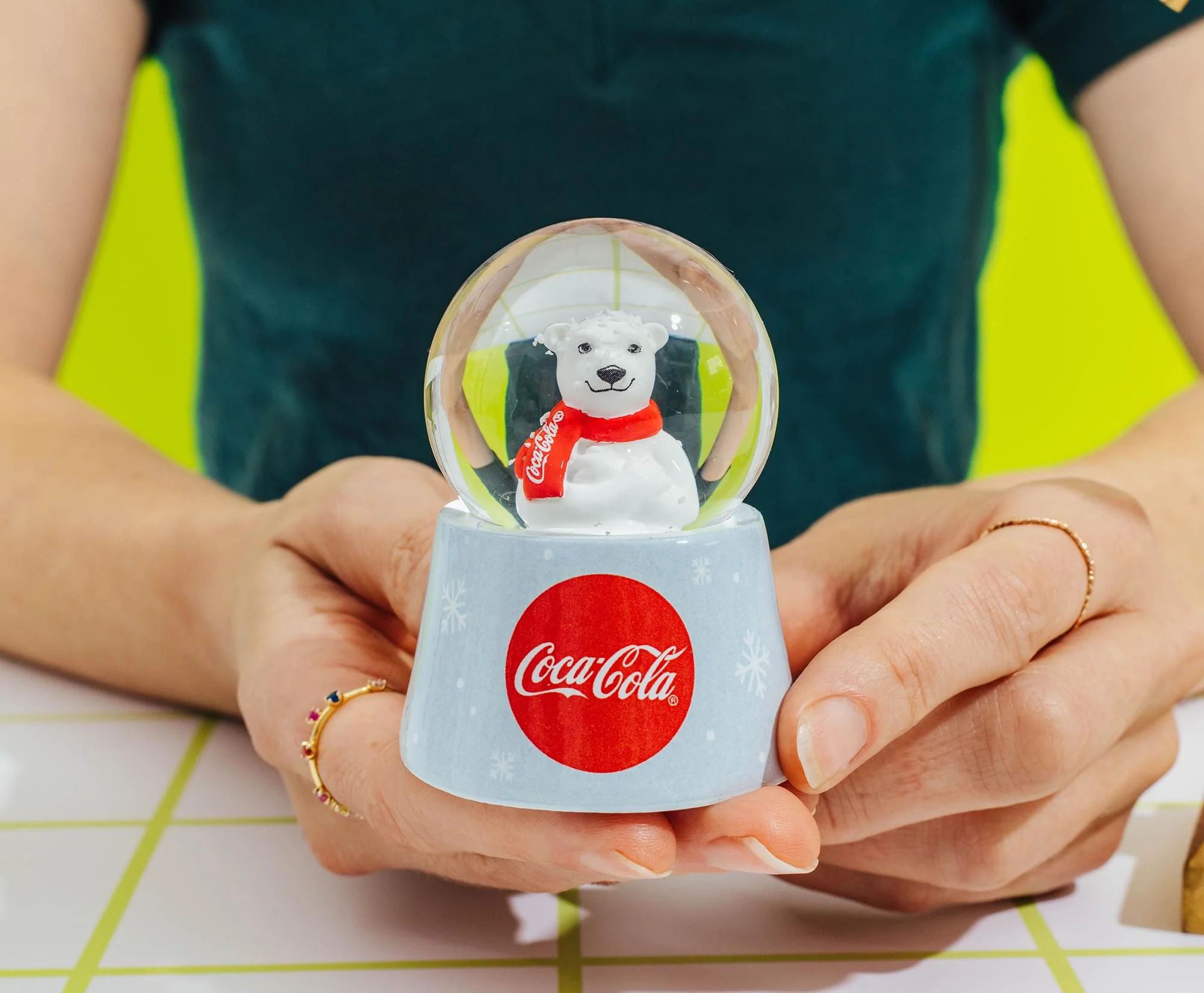 Coca-Cola Holiday Polar Bear 3-Inch Mini Light-Up Snow Globe - Image 5