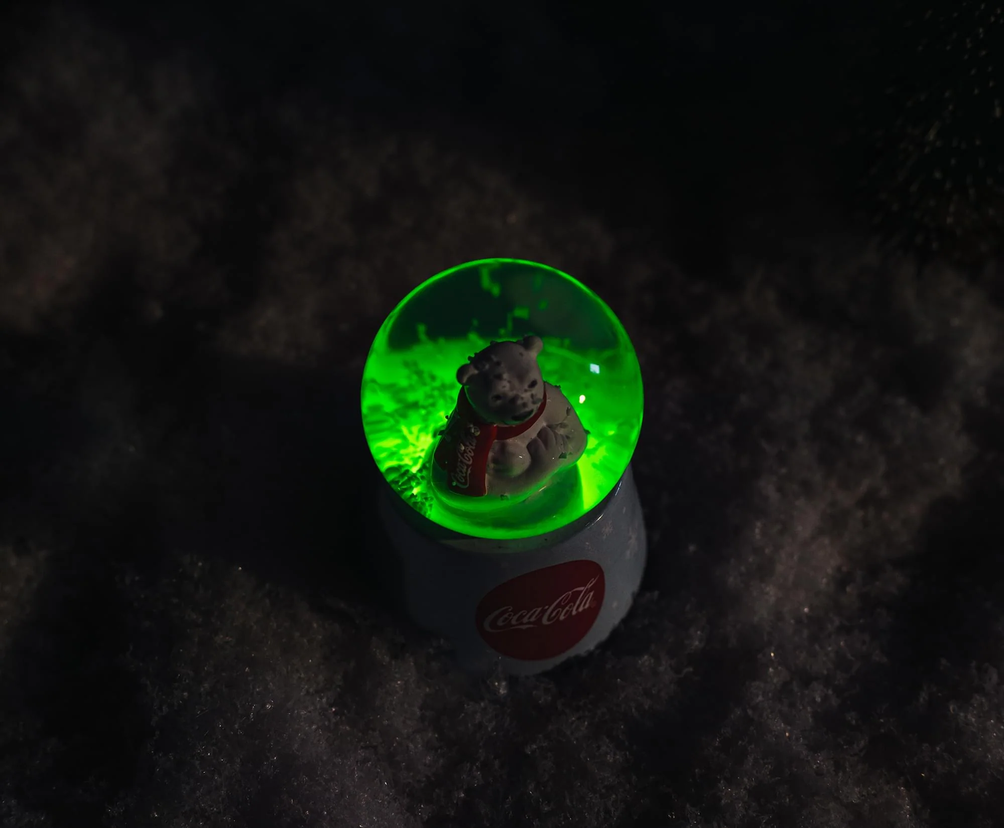 Coca-Cola Holiday Polar Bear 3-Inch Mini Light-Up Snow Globe - Image 8