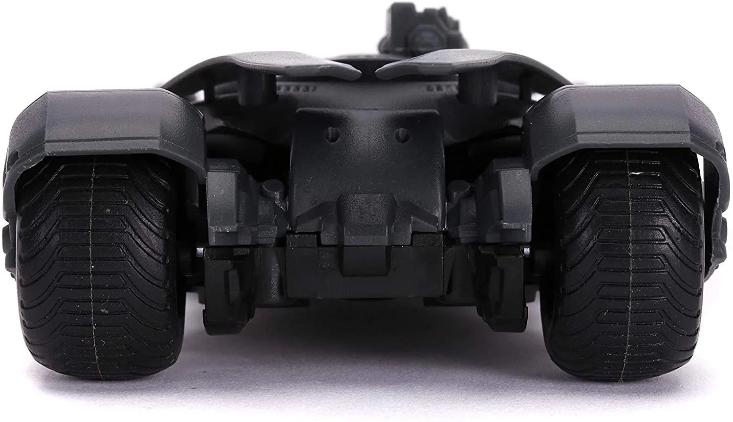 DC Comics 1:32 Batman 2017 Justice League Batmobile Diecast Car and Figure - Image 4