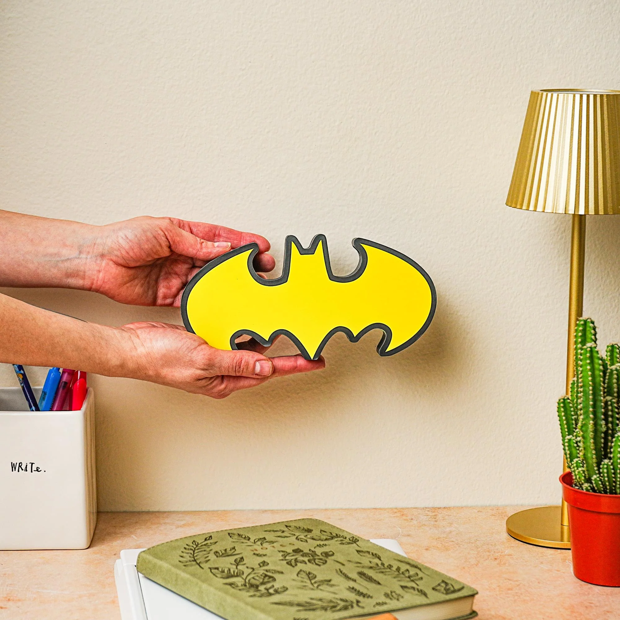 DC Comics Batman Emblem Die-Cut Wooden Wall Art Sign | 4 x 8 Inches - Image 4