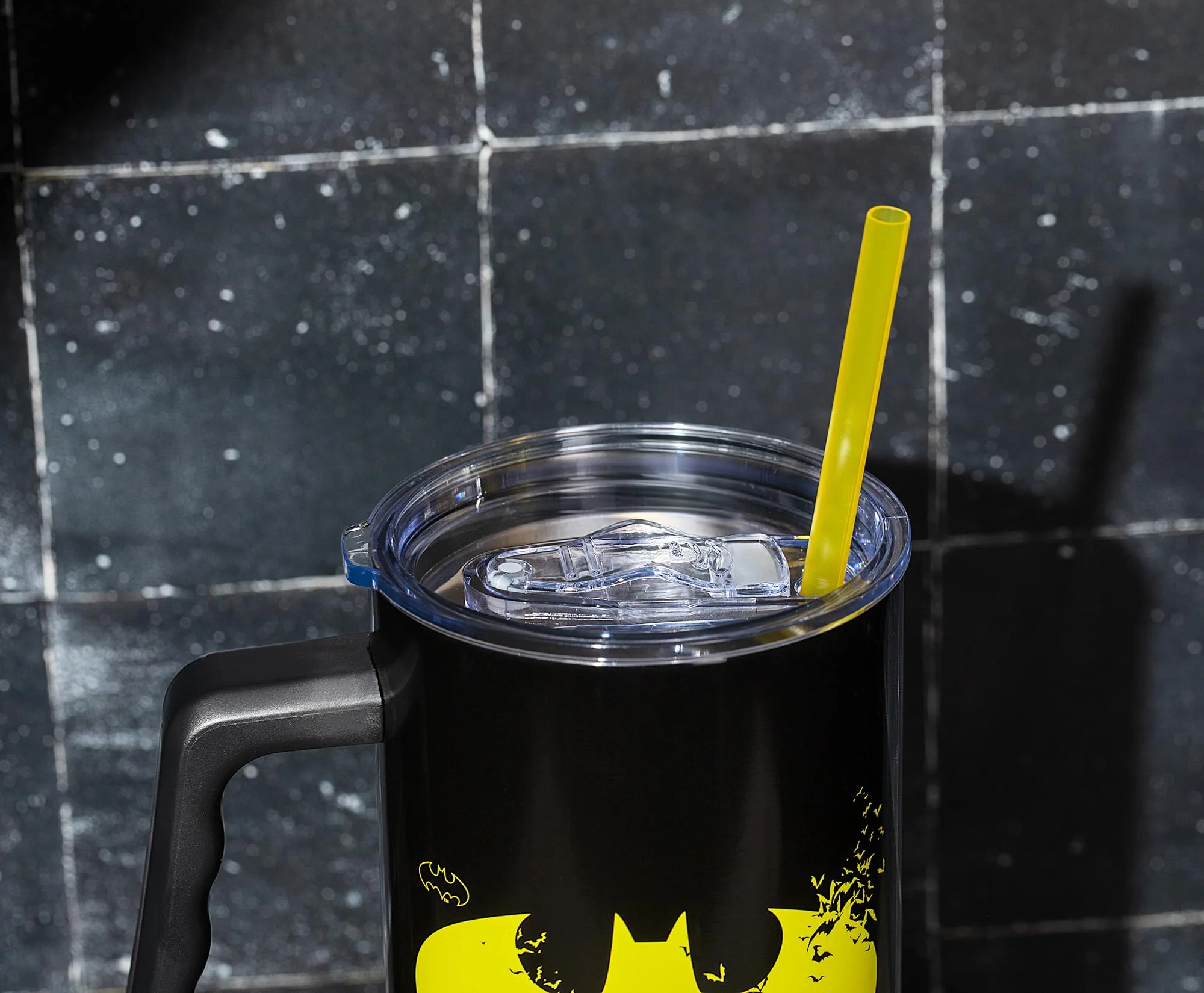 DC Comics Batman Logo 40-Ounce Stainless Steel Tumbler With Handle - Image 5