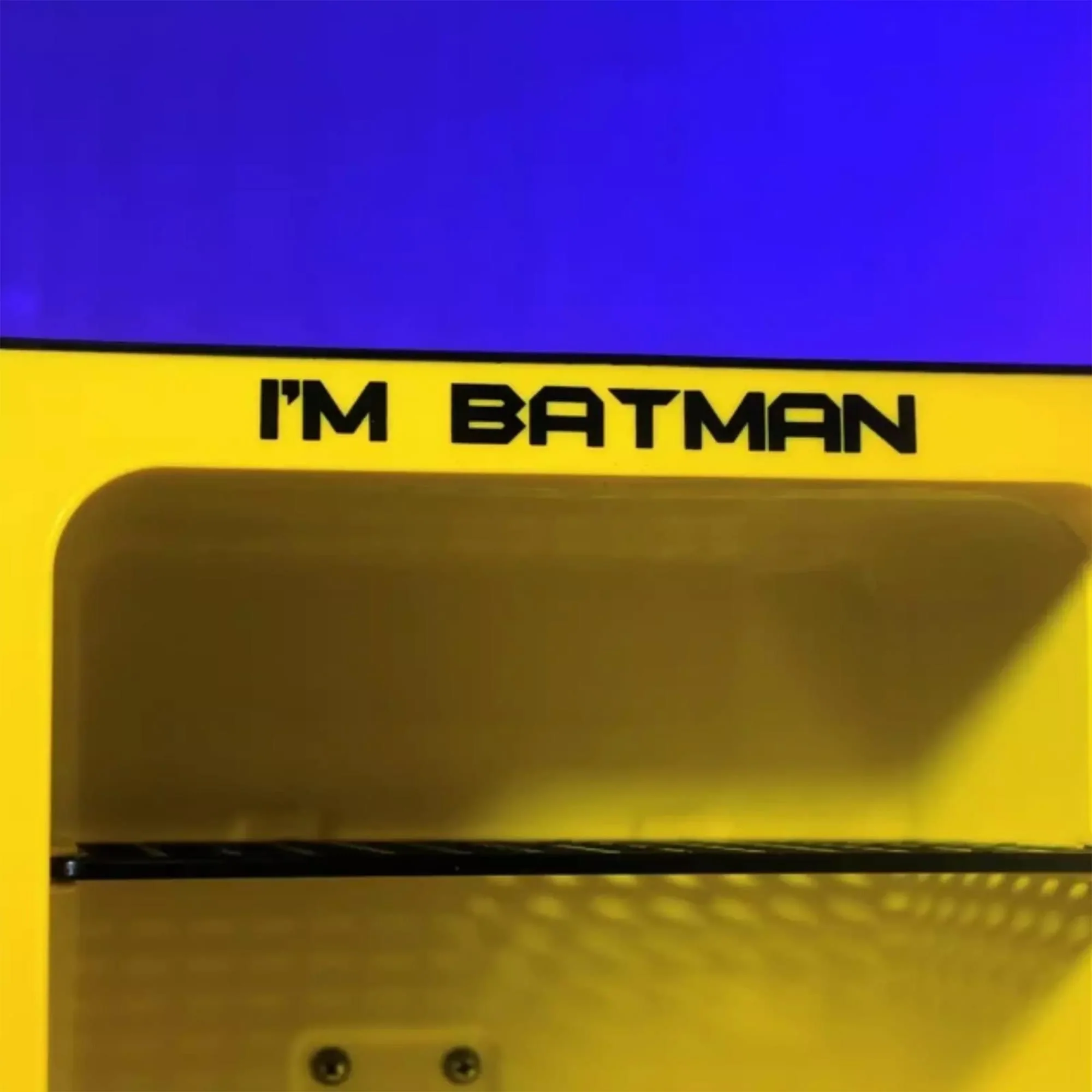 DC Comics Batman Logo 6.7L Thermoelectric Cooler | Holds 9 Soda Cans - Image 5