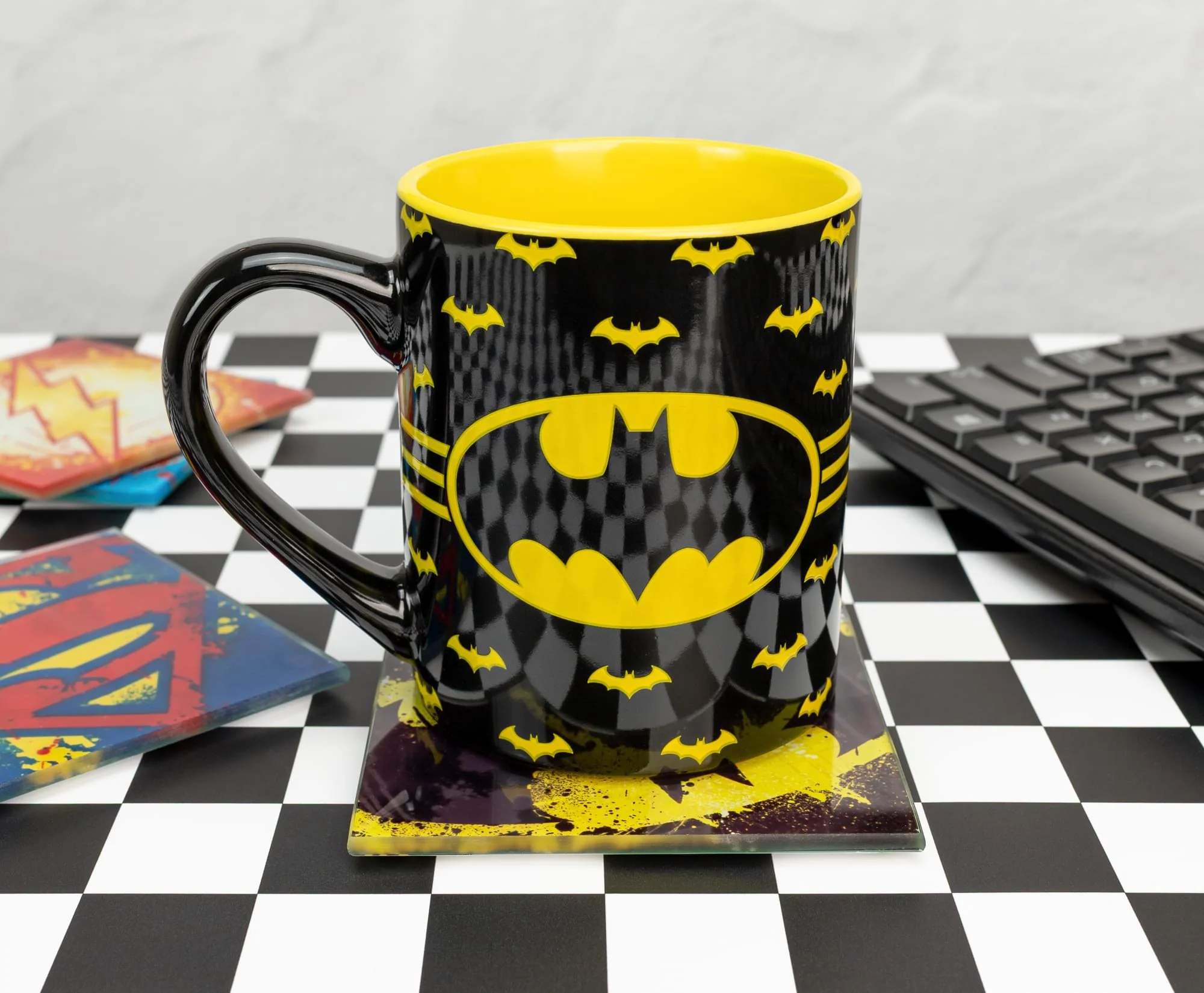 DC Comics Batman Logo Ceramic Mug | Holds 14 Ounces - Image 4