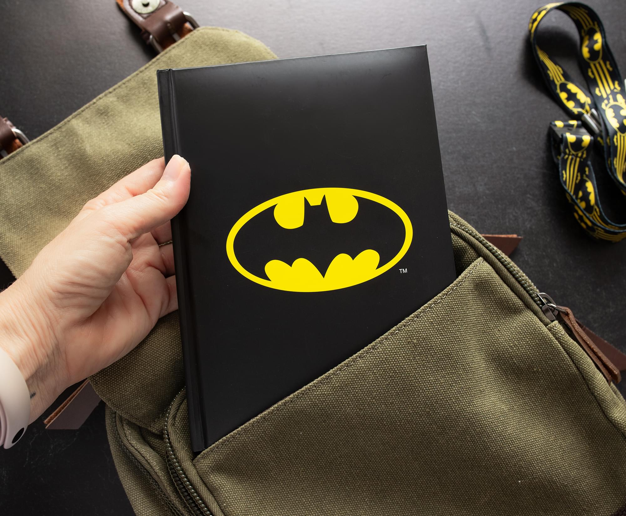 DC Comics Batman Logo Light-Up Hardcover Notebook - Image 8