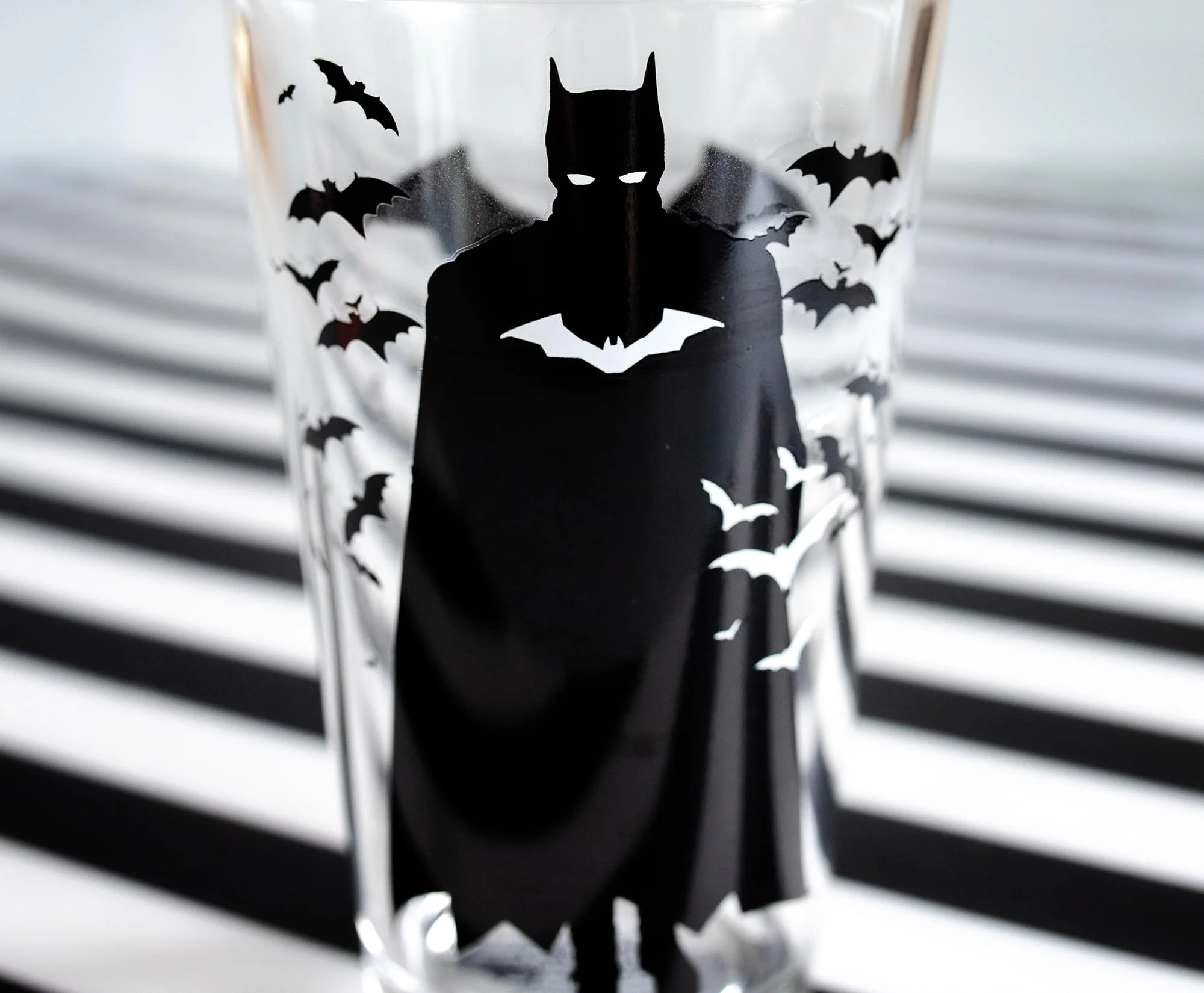 DC Comics The Batman Movie Logo Pint Glass | Holds 16 Ounces - Image 3