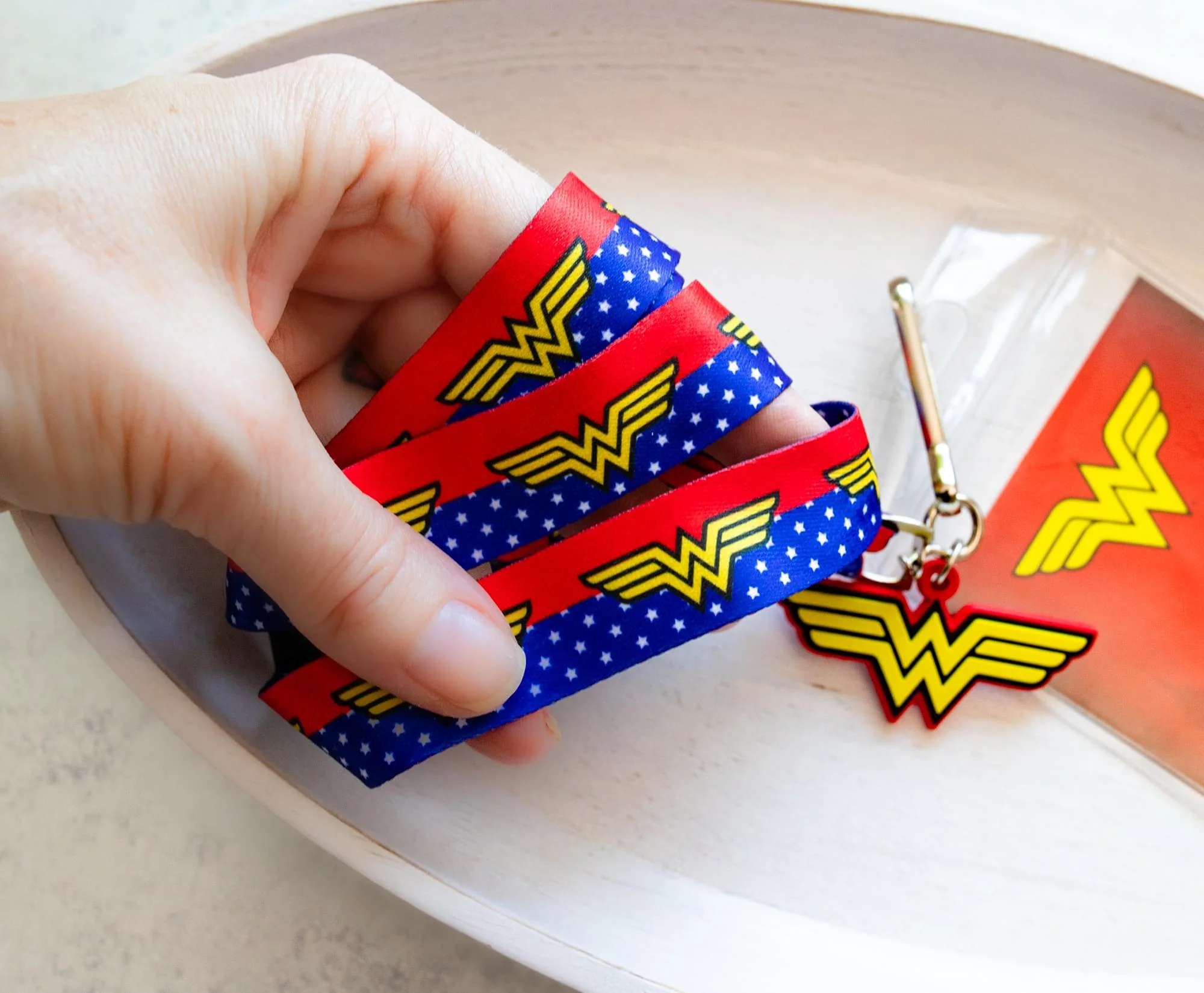 DC Comics Wonder Woman 22-Inch Lanyard With ID Badge Holder And Logo Charm - Image 6