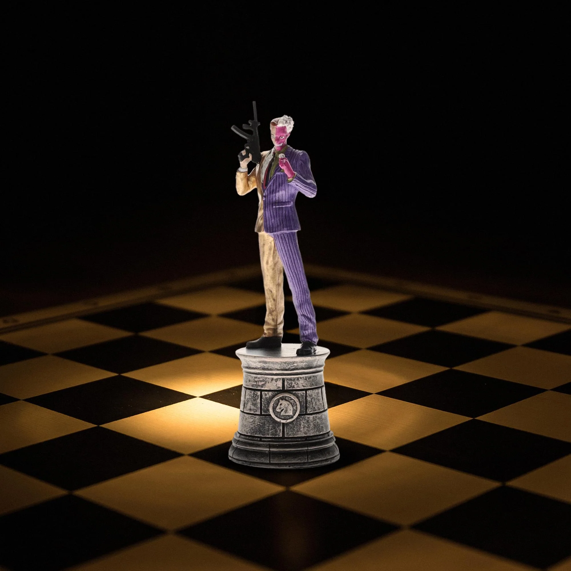 DC Eaglemoss Chess Collection #6 | Two-Face (Knight) - Image 7