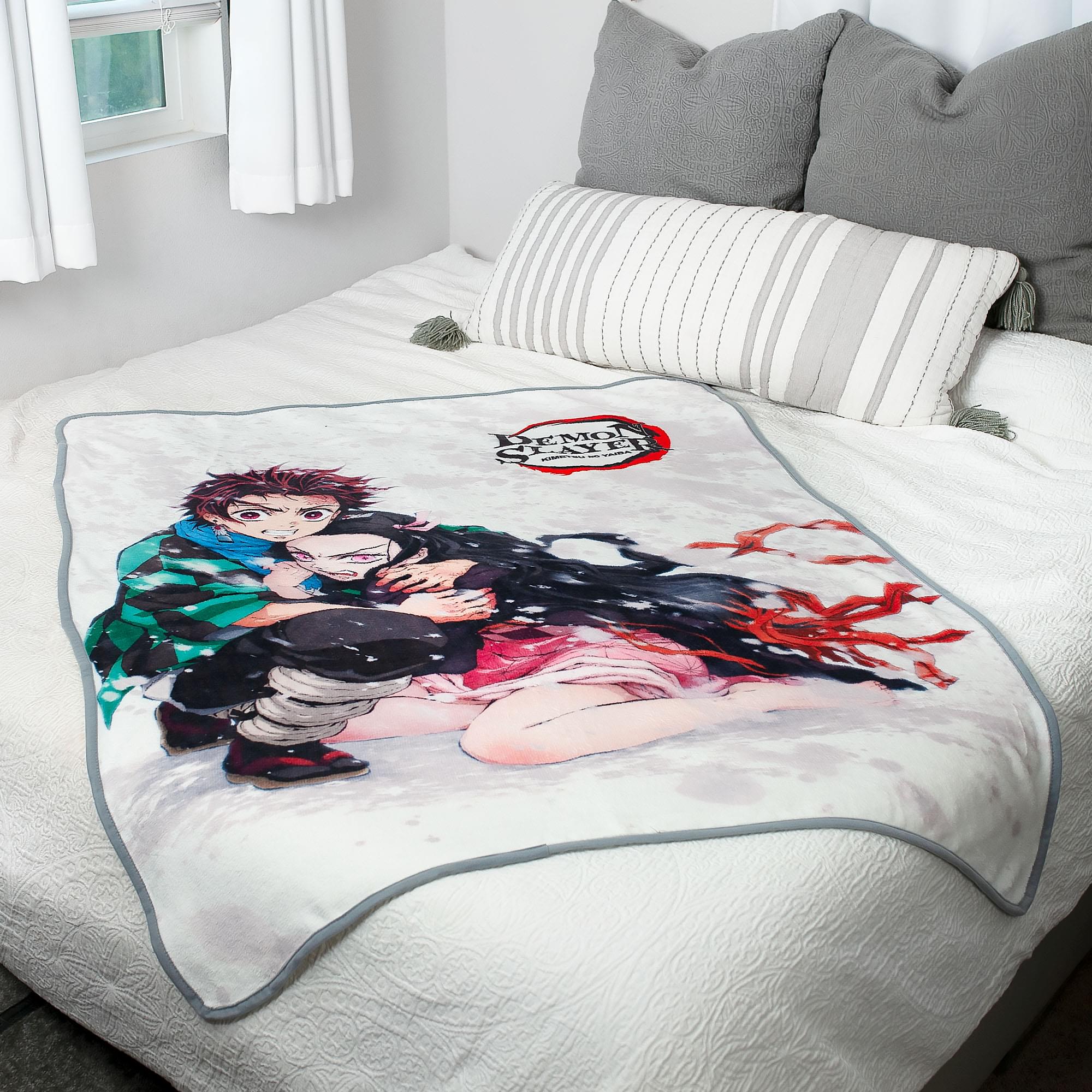 Demon Slayer Tanjiro & Nezuko Fleece Throw Blanket | 45 x 60 Inches - Image 6
