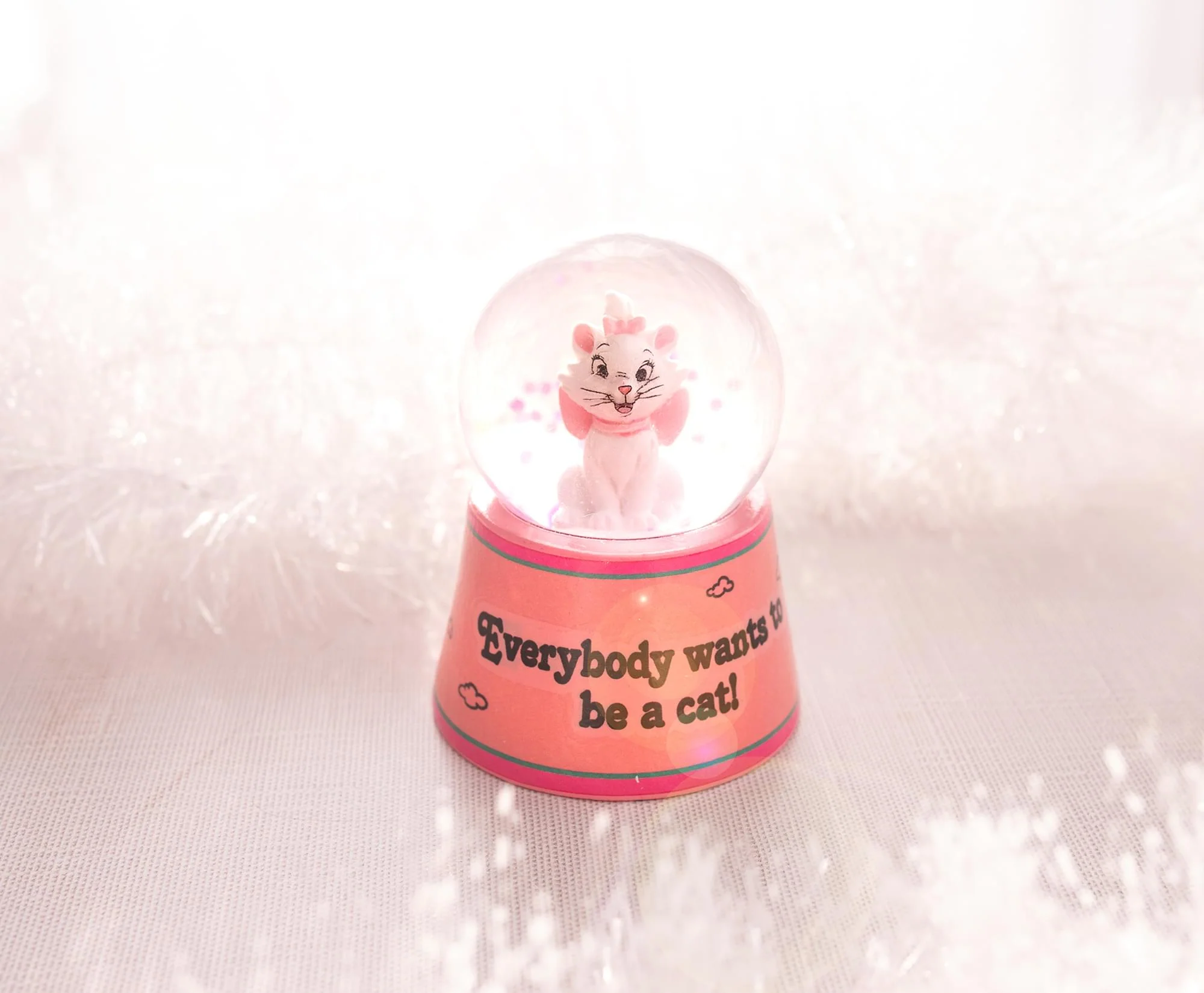 Disney Aristocats Marie "Everybody Wants To Be A Cat" Mini Light-Up Snow Globe - Image 10