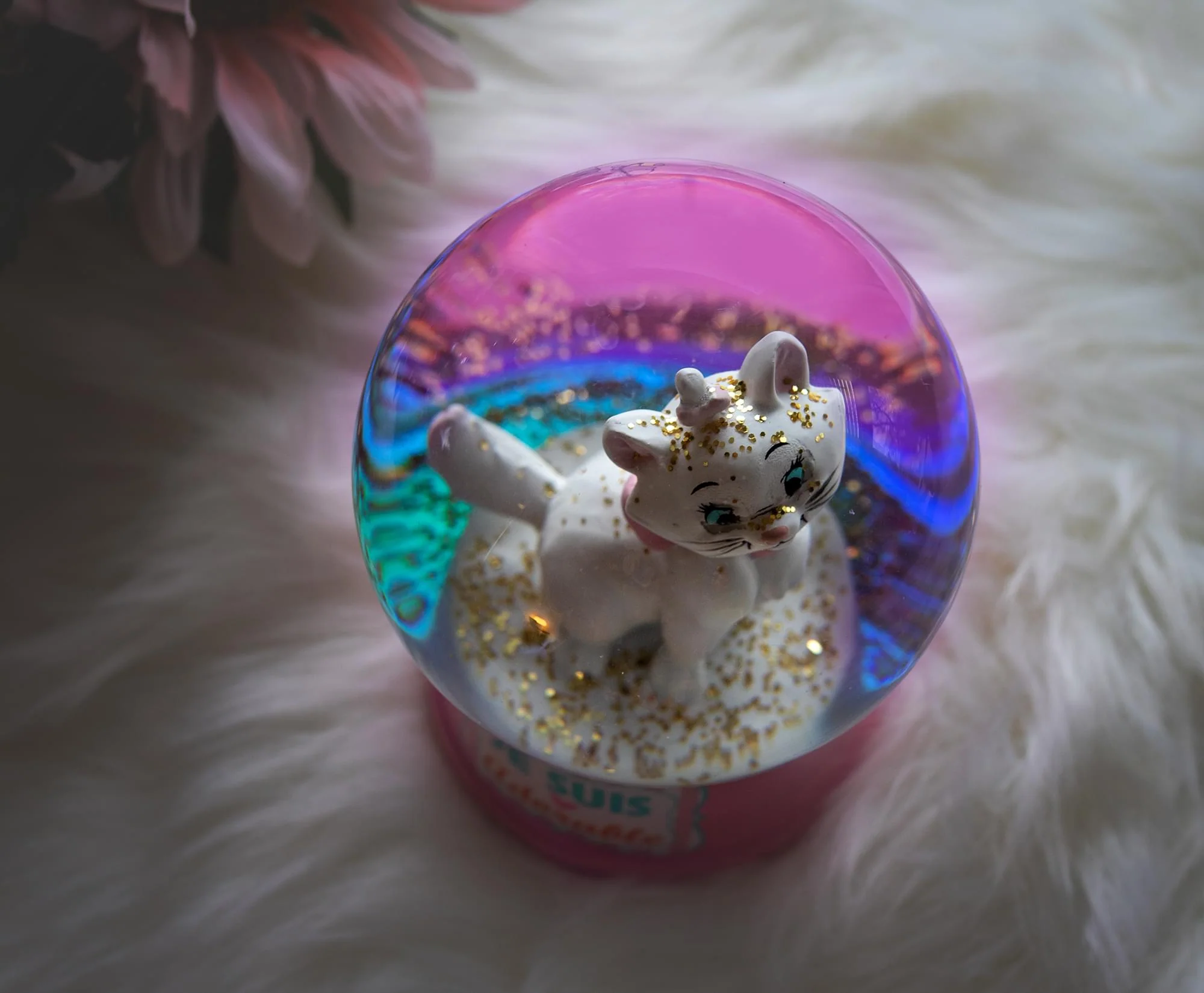 Disney Aristocats Marie "Je Suis Adorable" Light-Up Snow Globe | 6 Inches Tall - Image 6