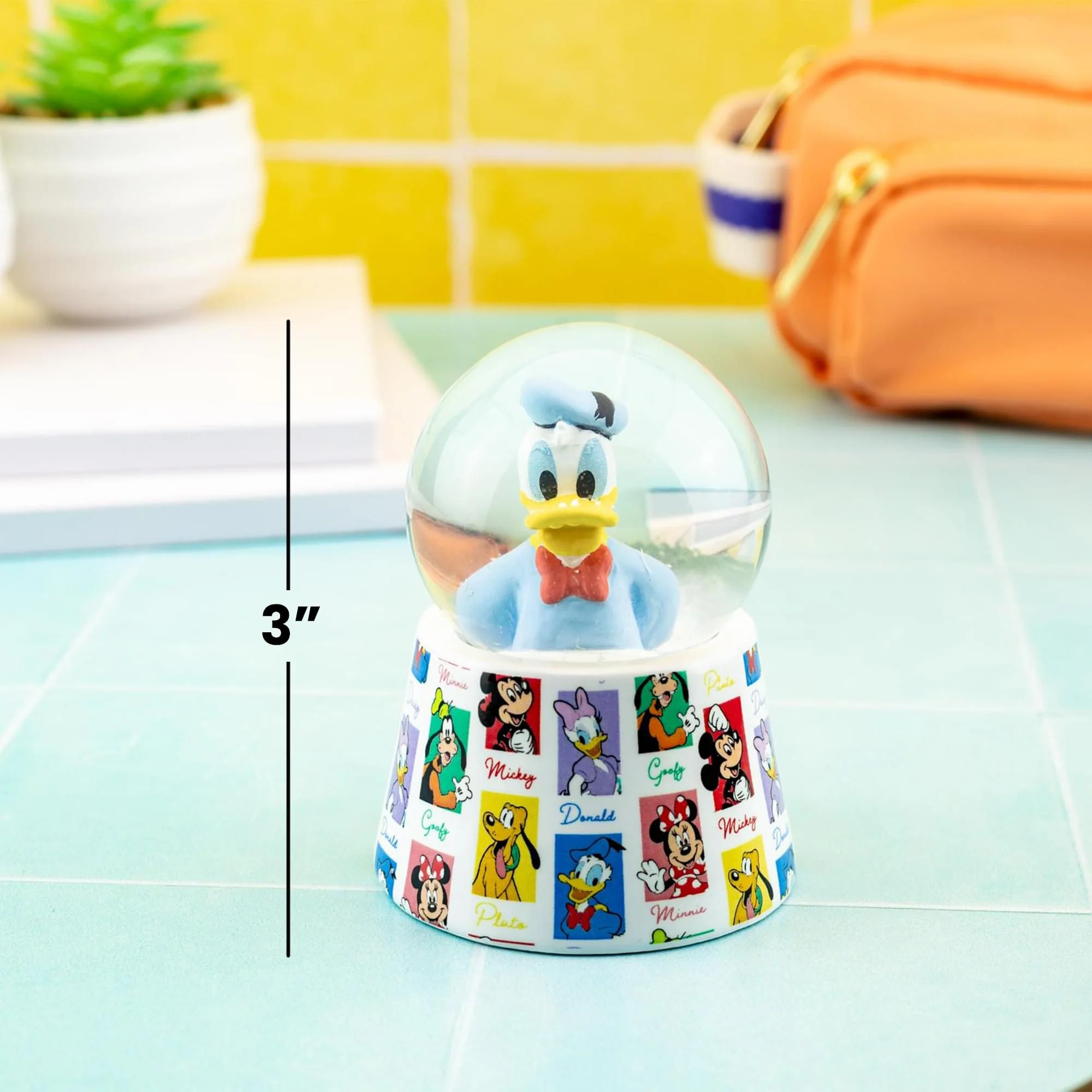 Disney Donald and Daisy Duck Mini Light-Up Snow Globes | Set of 2 - Image 9