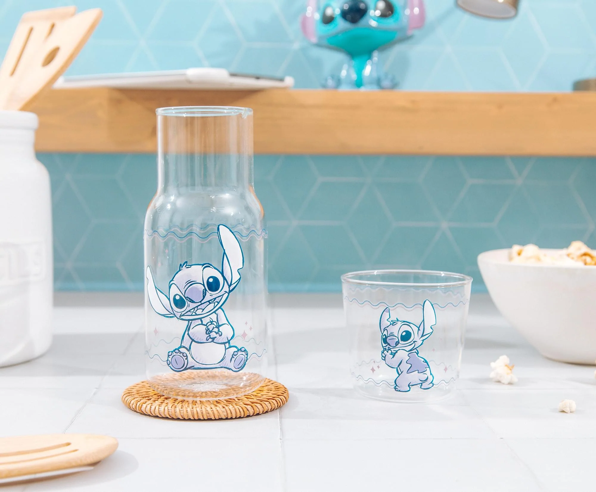 Disney Lilo & Stitch 18-Ounce Glass Pitcher and 8-Ounce Cup - Image 5