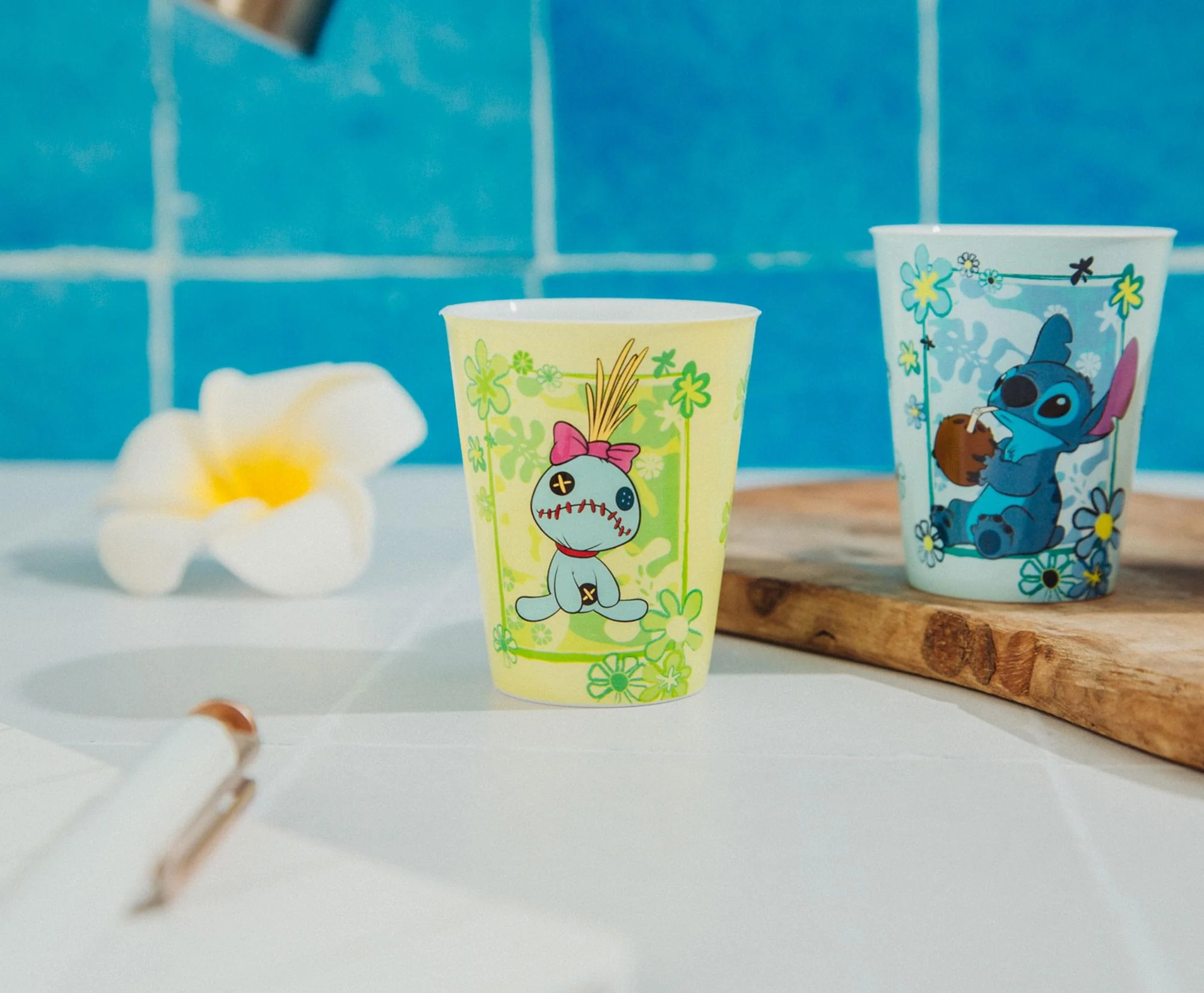 Disney Lilo & Stitch Tropical 2-Ounce Plastic Mini Cups | Set of 4 - Image 3