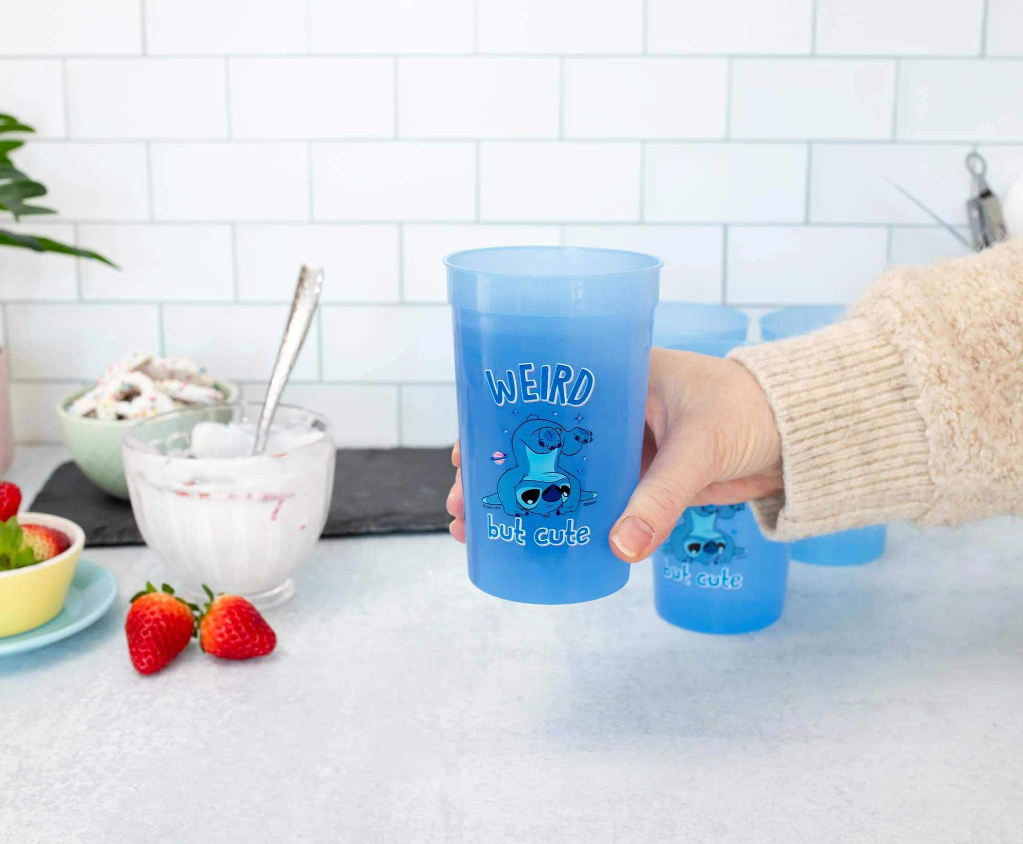 Disney Lilo & Stitch 4-Piece Color-Change Plastic Cup Set | Each Holds 15 Ounces - Image 7