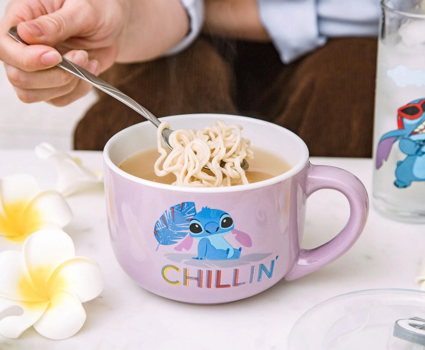 Disney Lilo & Stitch "Chillin" Ceramic Soup Mug With Vented Lid | Holds 24 Ounces - Image 6