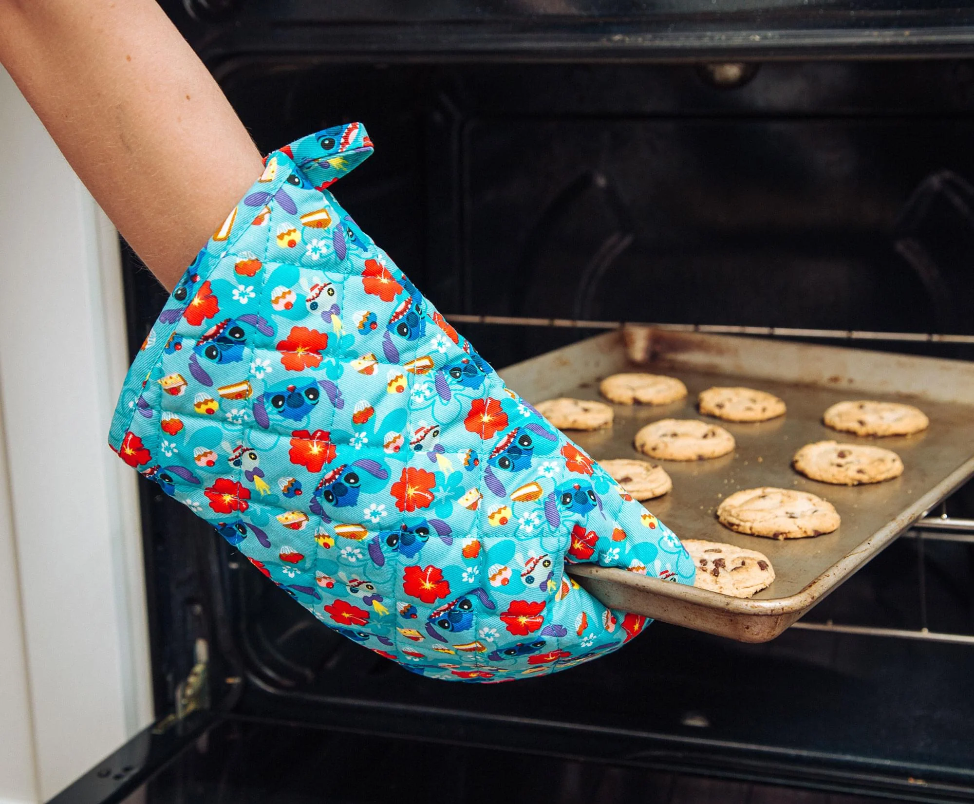 Disney Lilo & Stitch Kitchen Oven Mitt Glove - Image 4