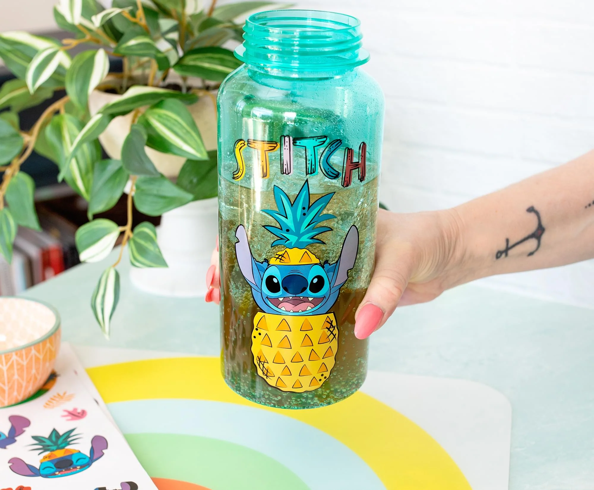 Disney Lilo & Stitch Pineapple 32-Ounce Twist Spout Water Bottle And Sticker Set - Image 3