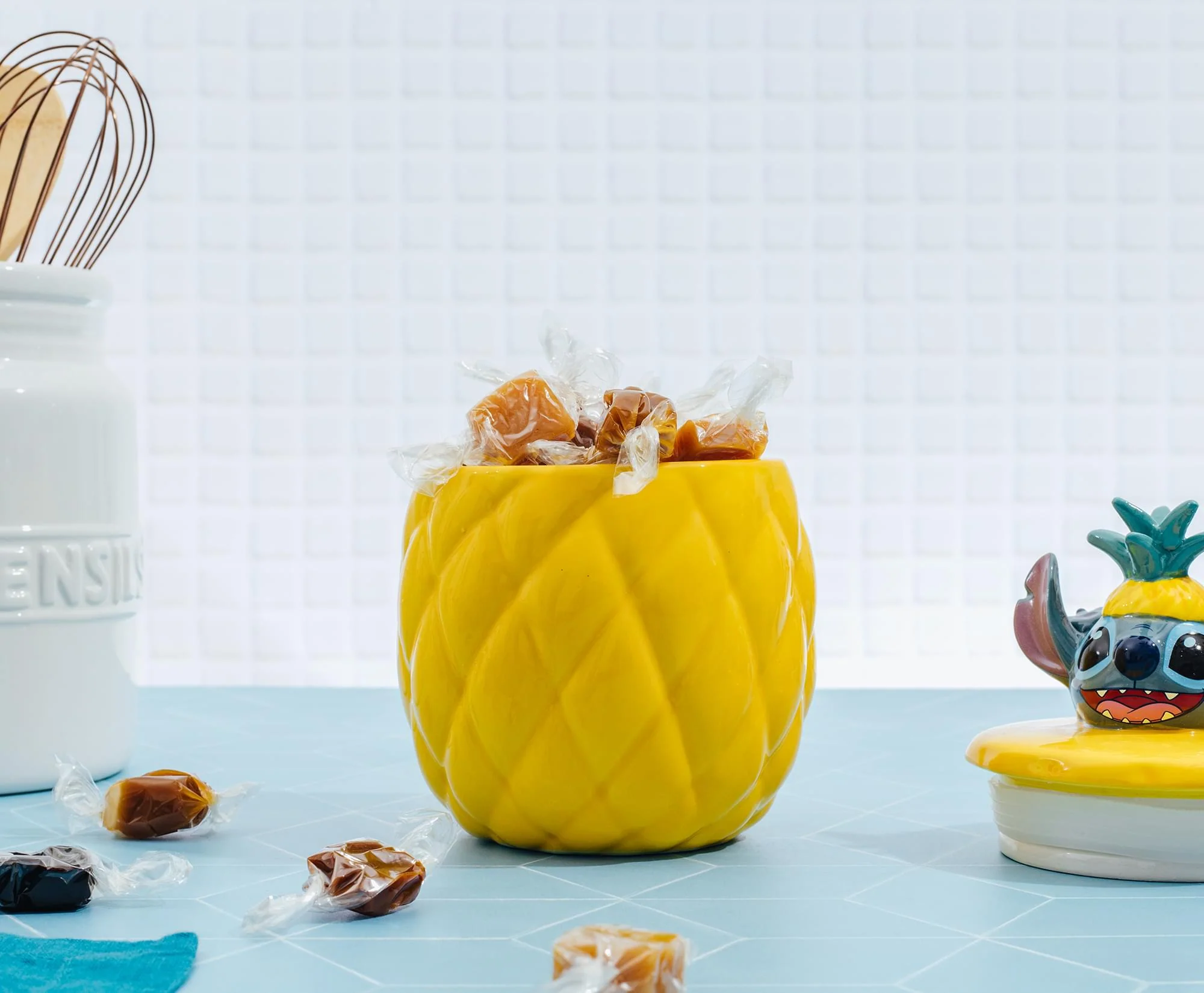 Disney Lilo & Stitch Pineapple 8-Inch Sculpted Ceramic Snack Jar - Image 9