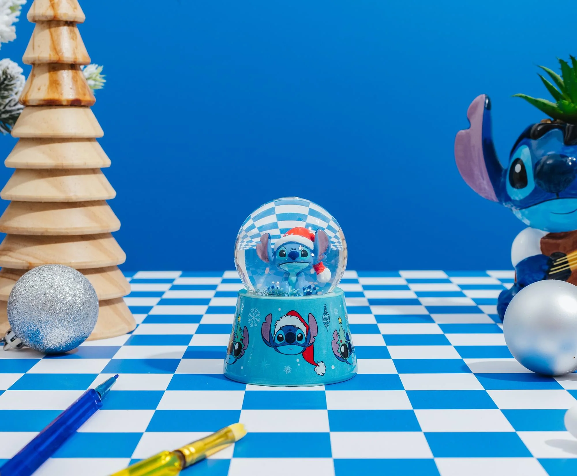 Disney Lilo & Stitch Santa Stitch 3-Inch Mini Light-Up Snow Globe - Image 3