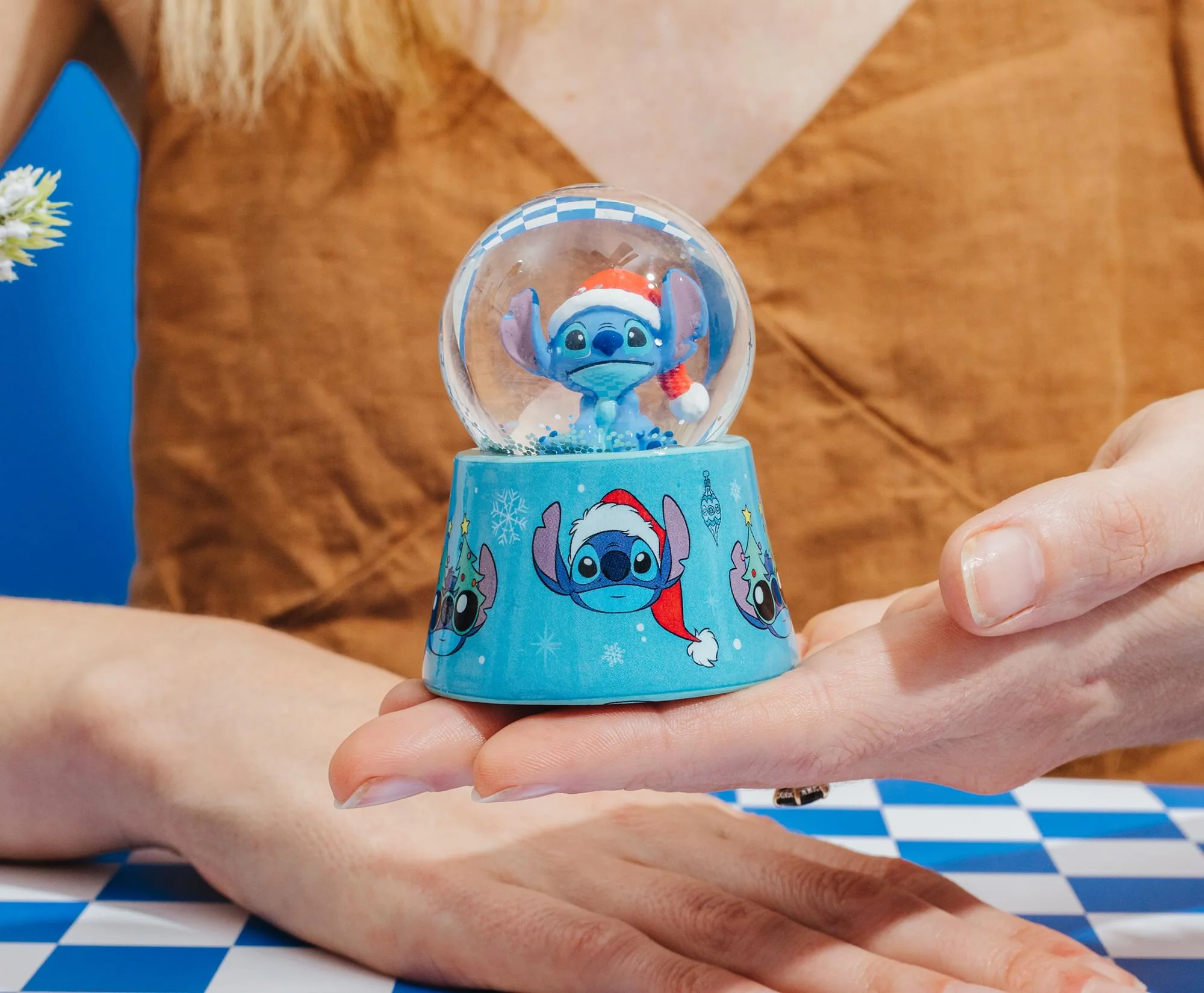 Disney Lilo & Stitch Santa Stitch 3-Inch Mini Light-Up Snow Globe - Image 4