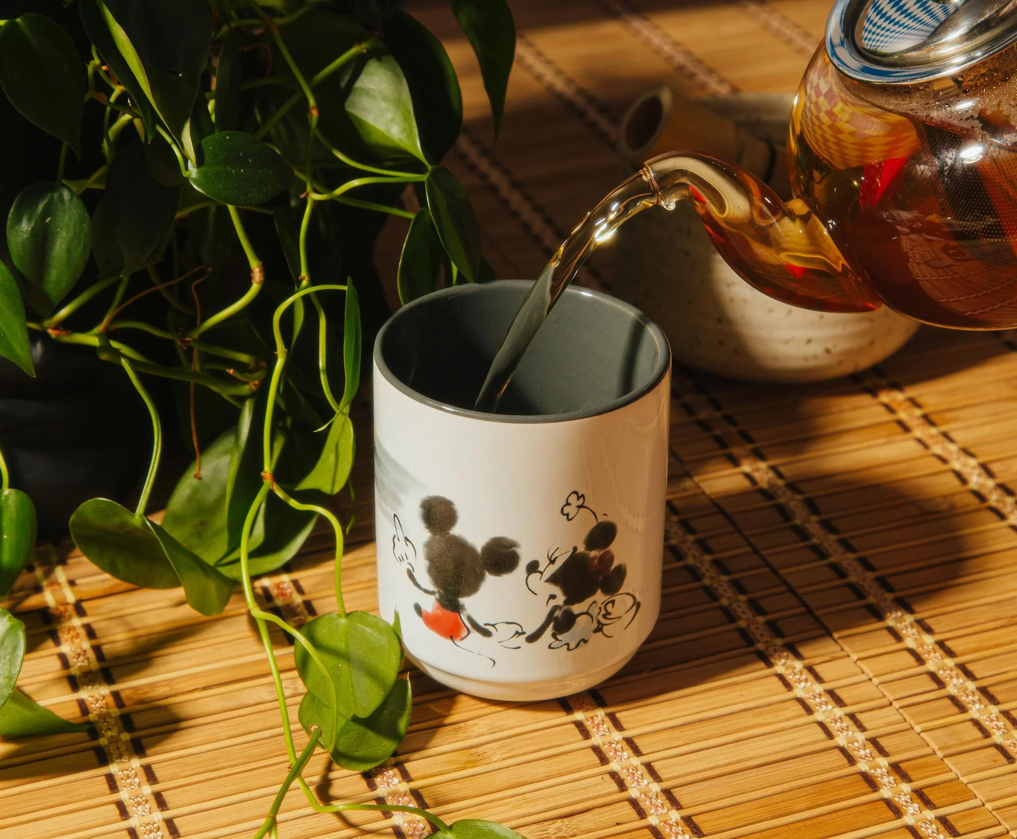 Disney Mickey and Minnie Mouse Sunset Asian Ceramic Tea Cup | Holds 9 Ounces - Image 8