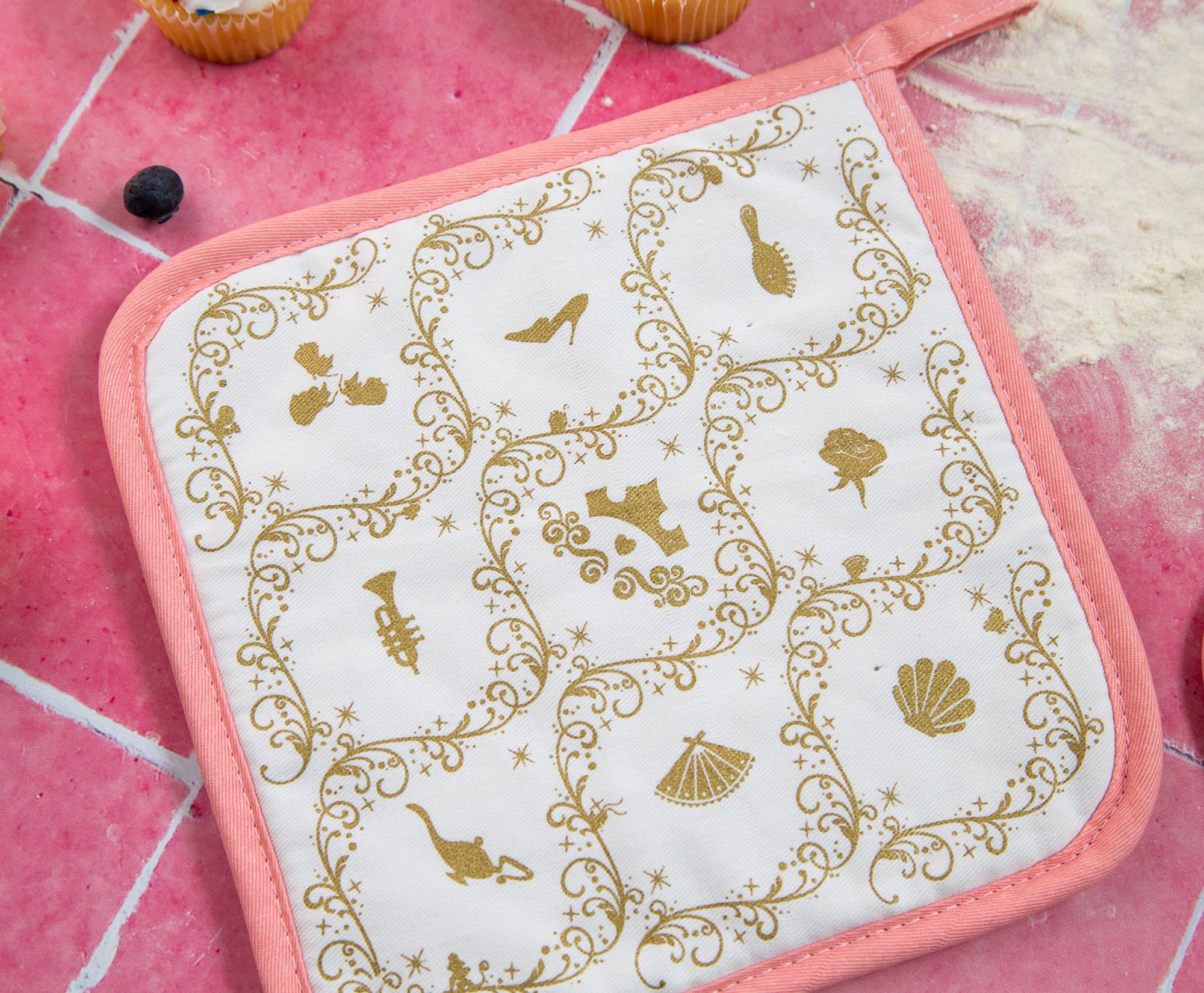 Disney Princess Kitchen Pot Holders | Set of 2 - Image 4