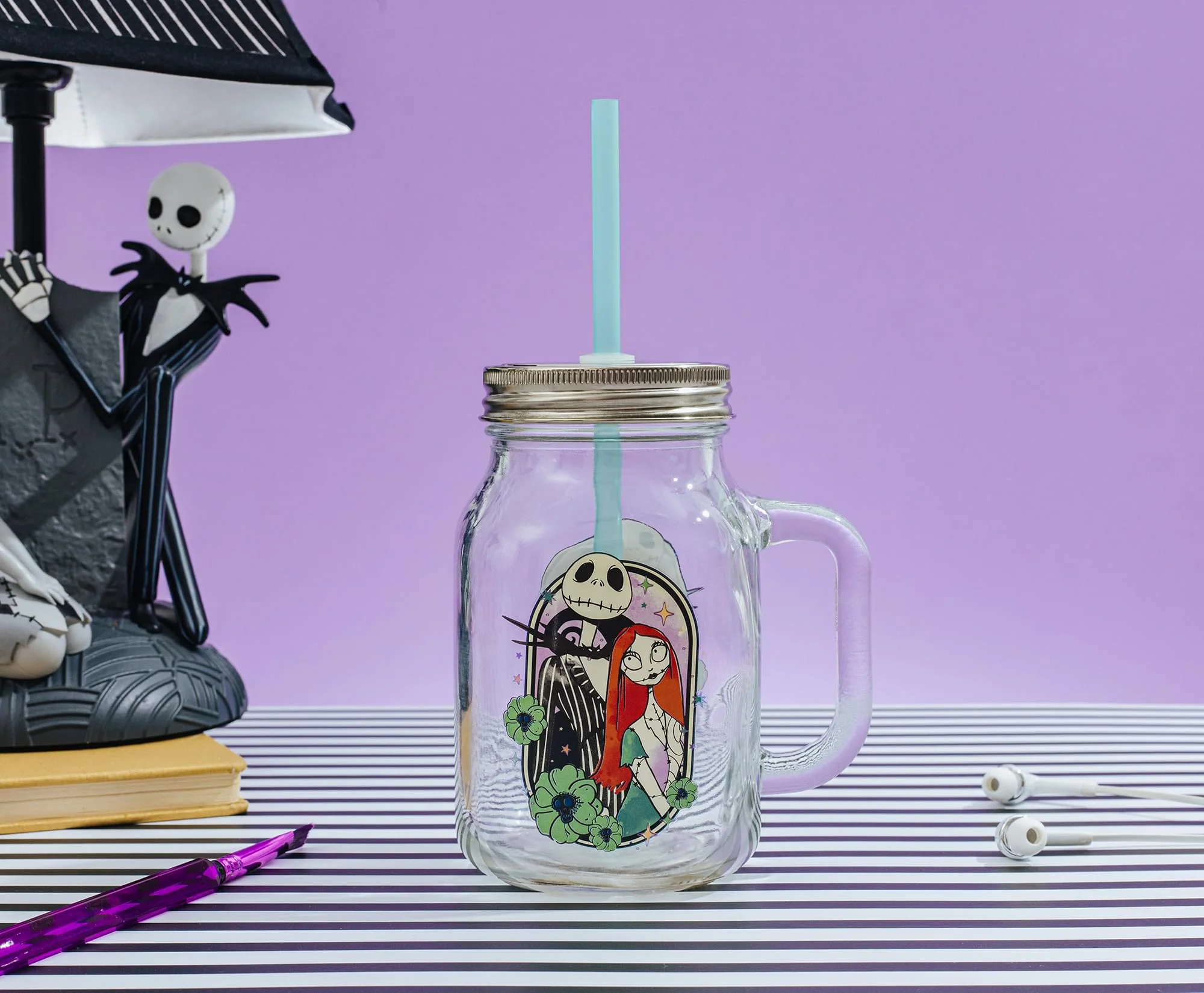 Disney The Nightmare Before Christmas Jack and Sally 21-Ounce Glass Mason Jar - Image 8