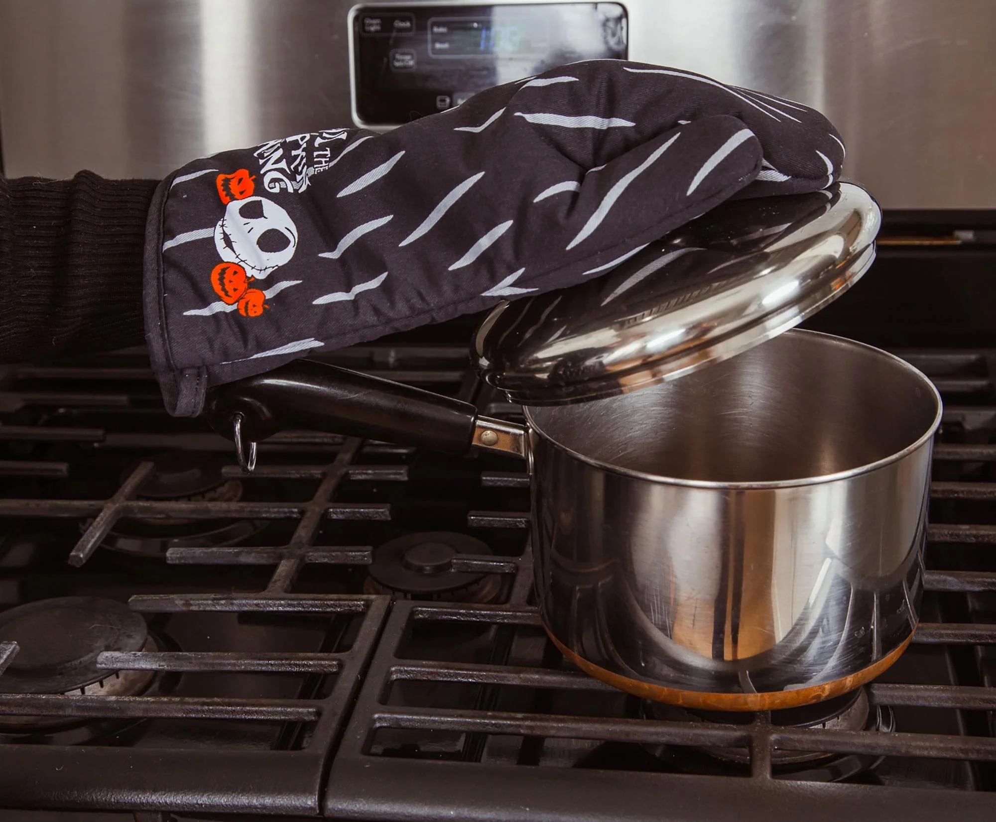 Disney The Nightmare Before Christmas Jack Skellington Kitchen Oven Mitt Glove - Image 4