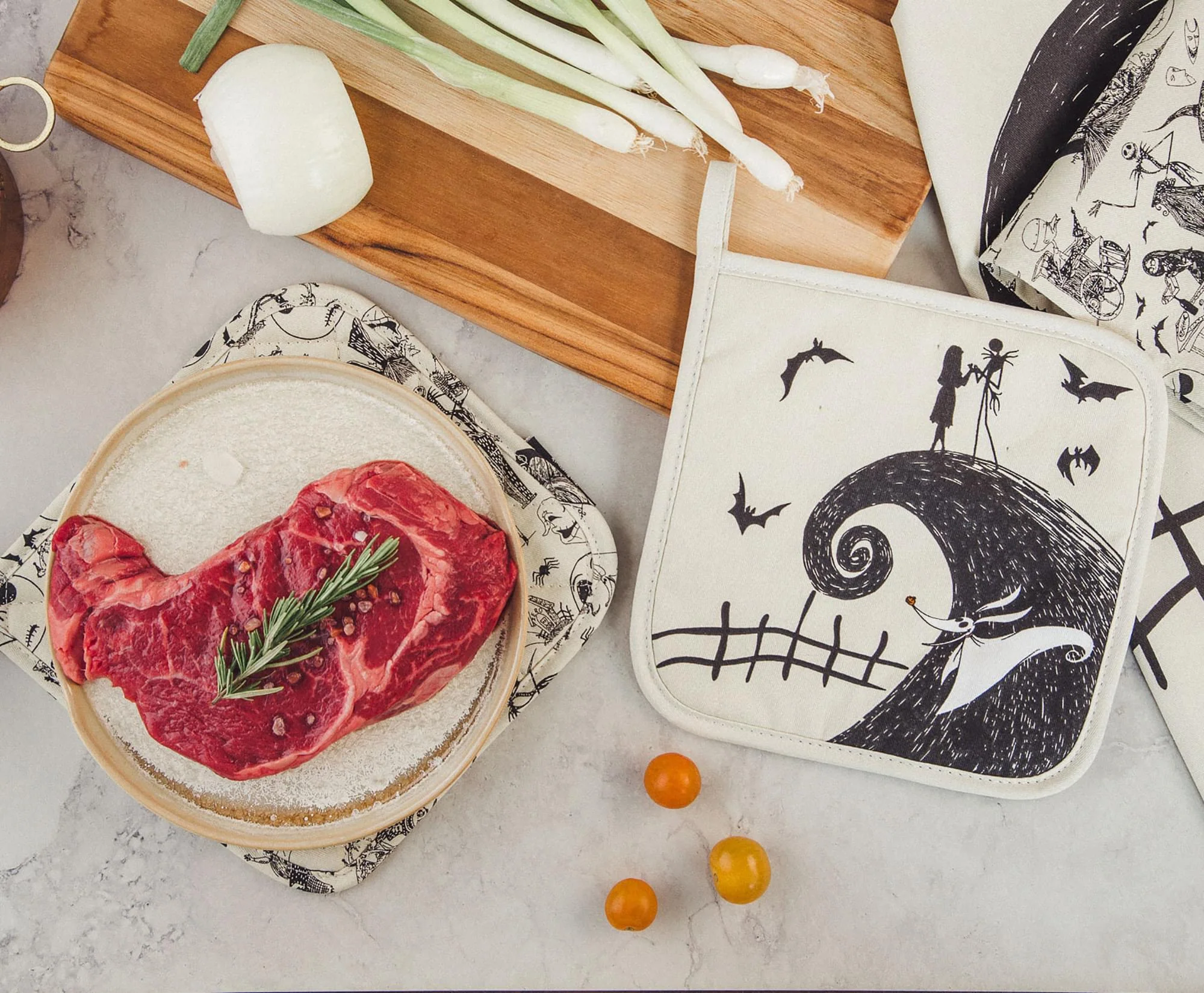 Disney The Nightmare Before Christmas Kitchen Pot Holder | Set of 2 - Image 6