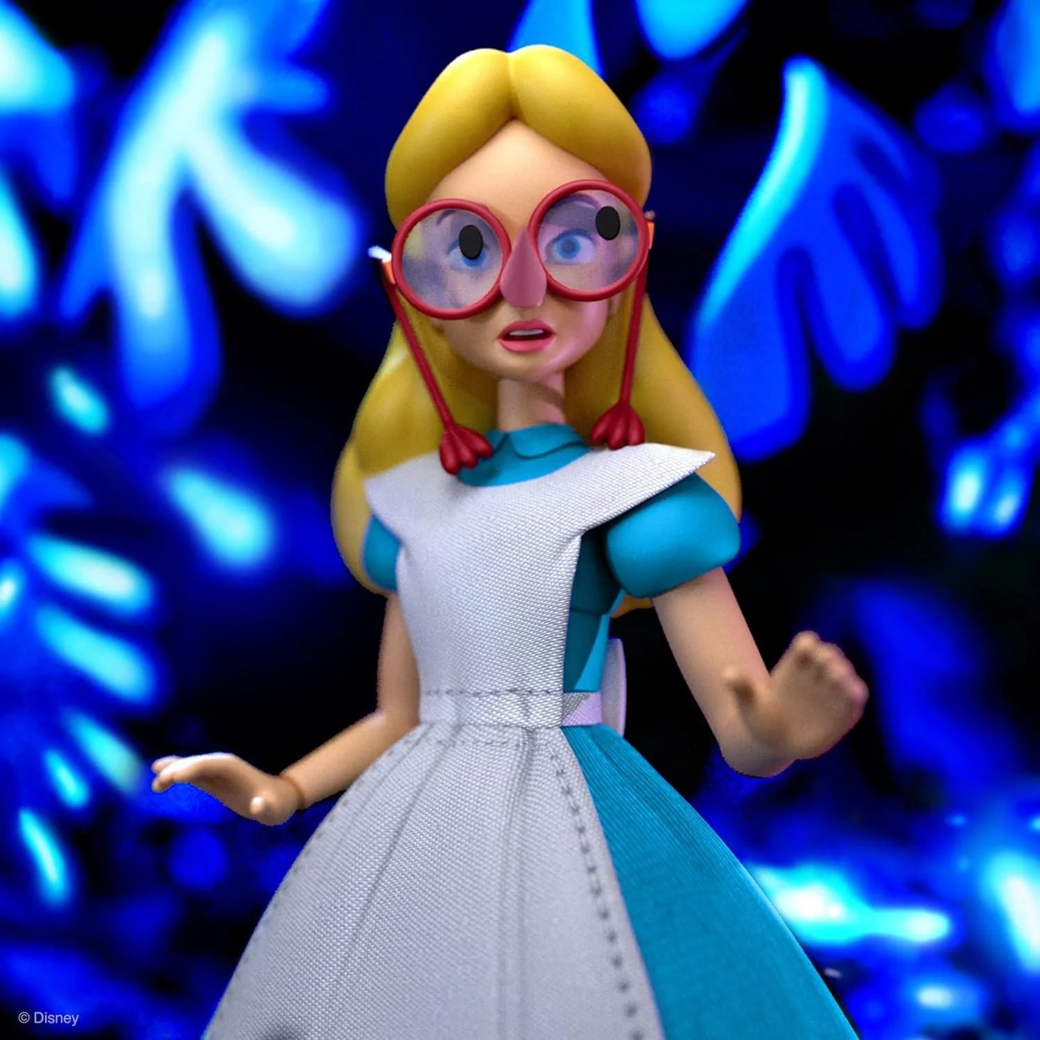 Disney Ultimates Alice in Wonderland Alice 7-Inch Scale Action Figure - Image 2