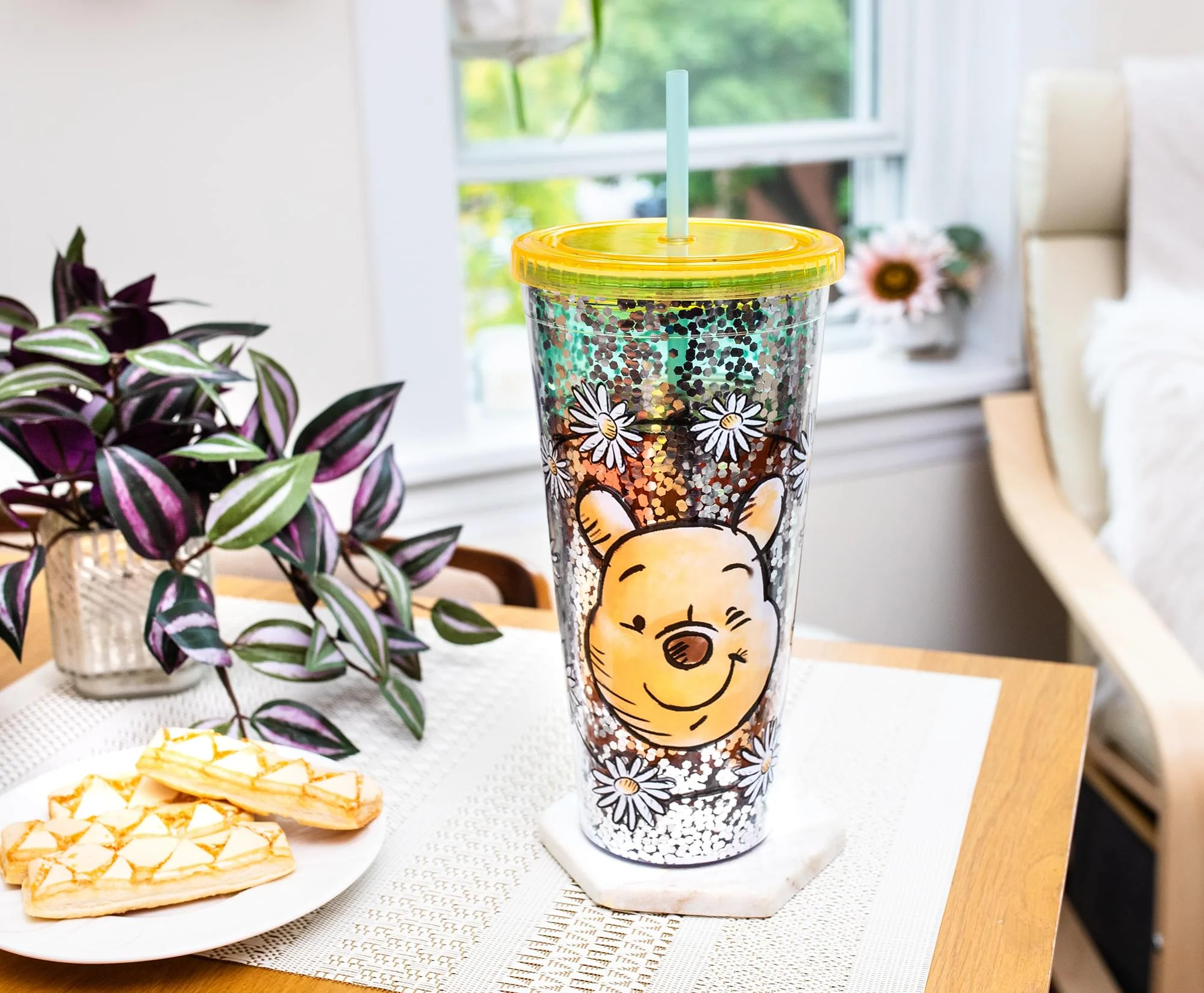 Disney Winnie the Pooh Confetti Carnival Cup With Lid and Straw | Hold 32 Ounces - Image 9