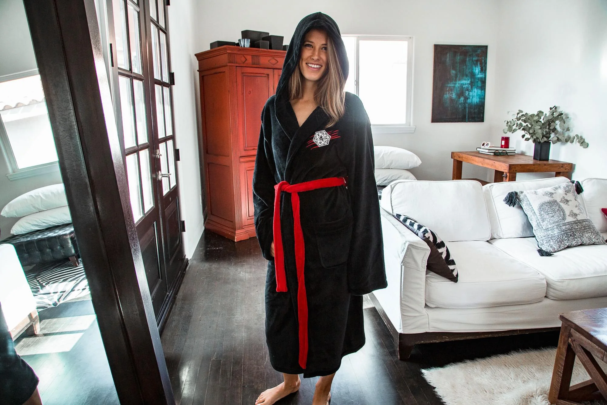 Dungeons & Dragons Dungeon Master Bathrobe for Adults | One Size Fits Most - Image 5