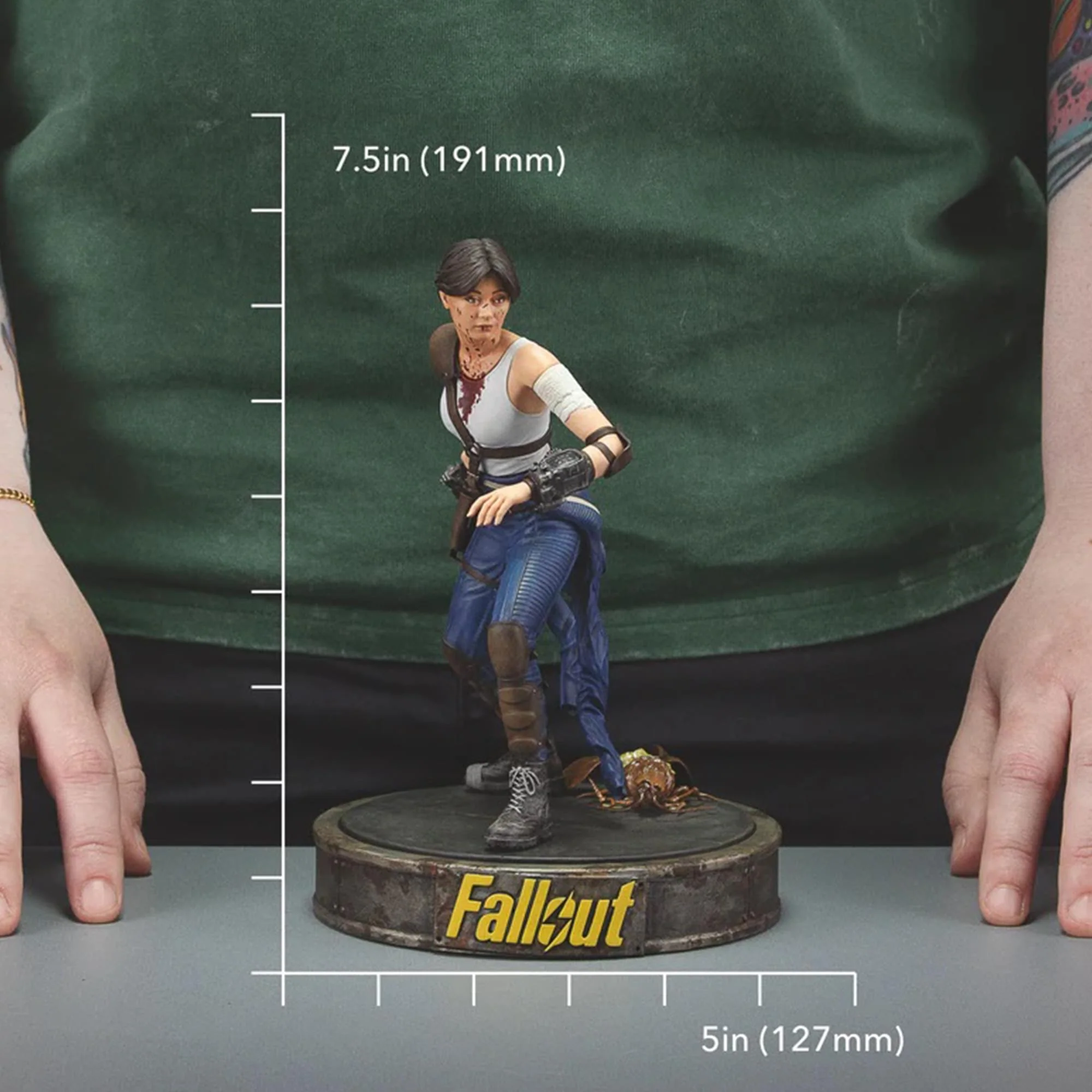Fallout (TV Series) Lucy 7.5 Inch PVC Figure - Image 6