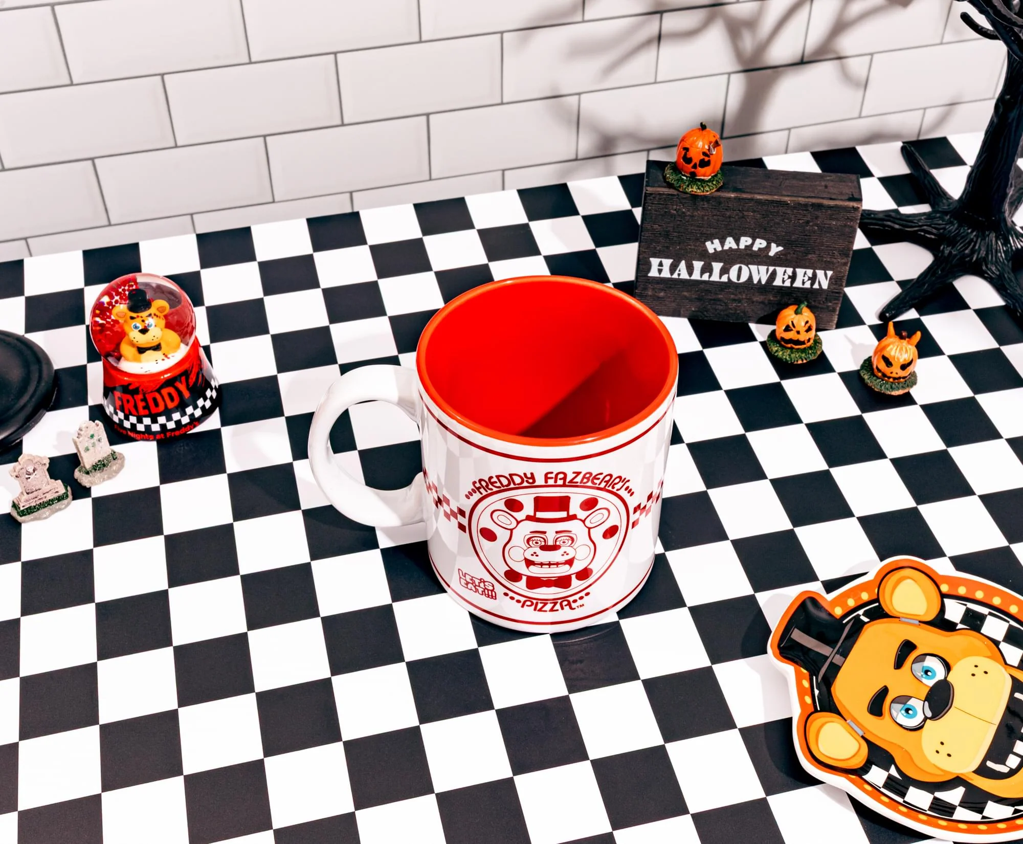 Five Nights At Freddy's Freddy Fazbear's Pizza Box Ceramic Mug | Holds 20 Ounces - Image 5