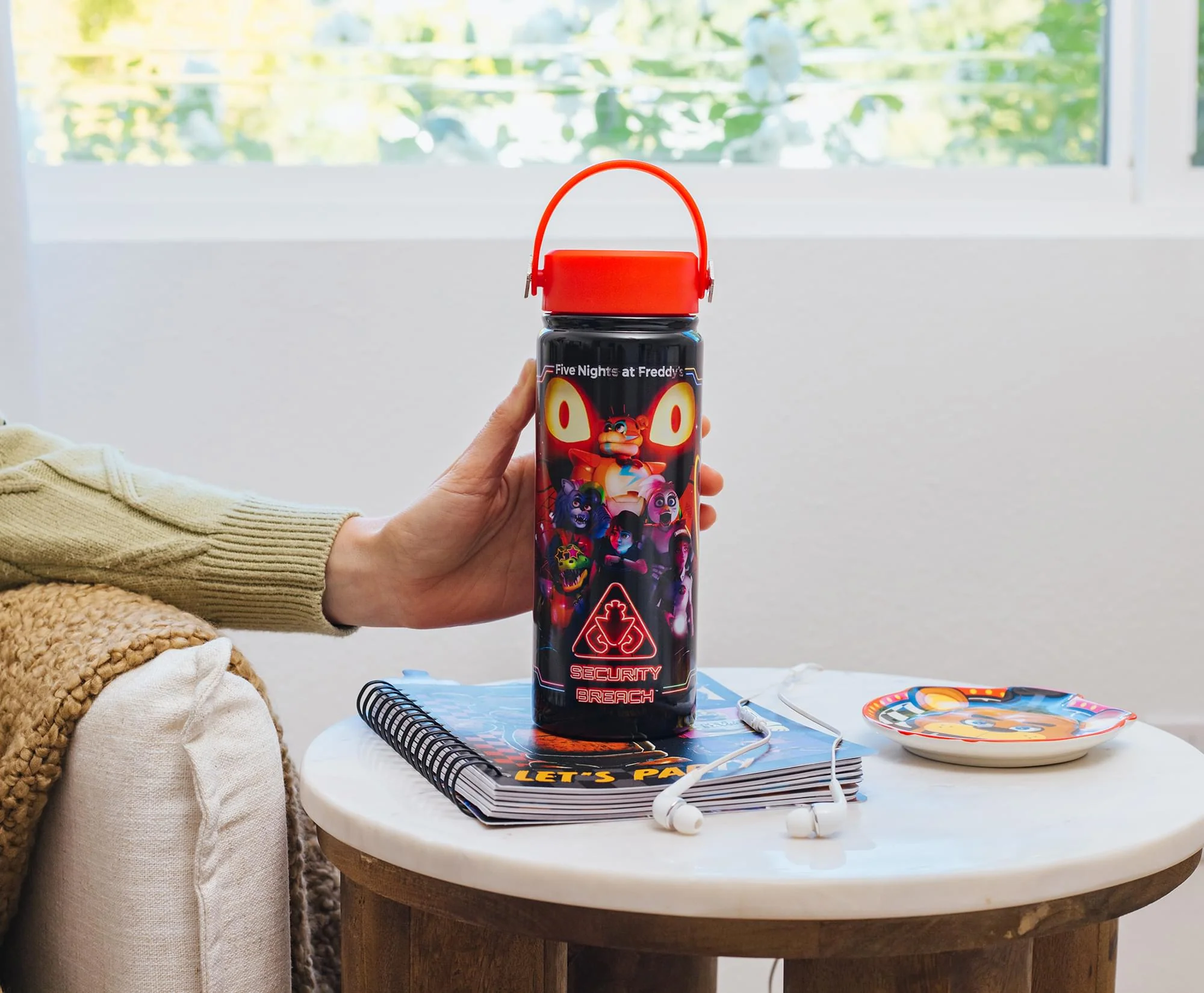 Five Nights At Freddy's: Security Breach 20-Ounce Stainless Steel Water Bottle - Image 4