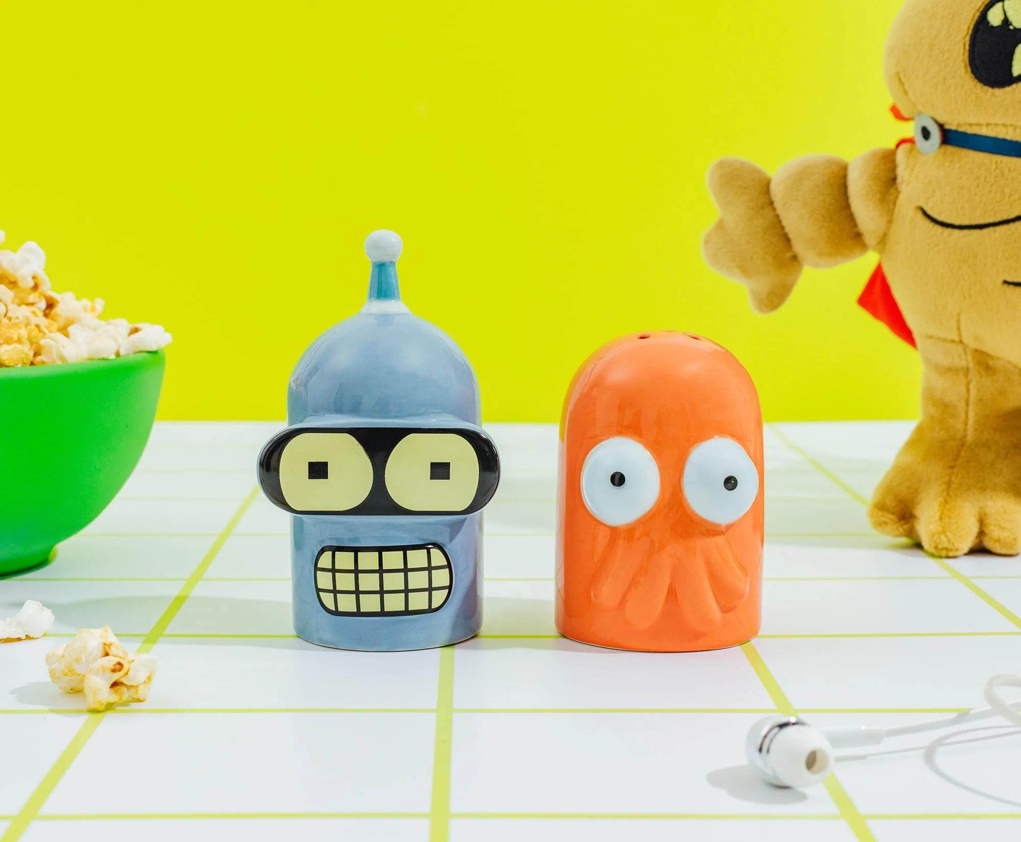 Futurama Bender and Zoidberg Ceramic Salt and Pepper Shaker Set - Image 10