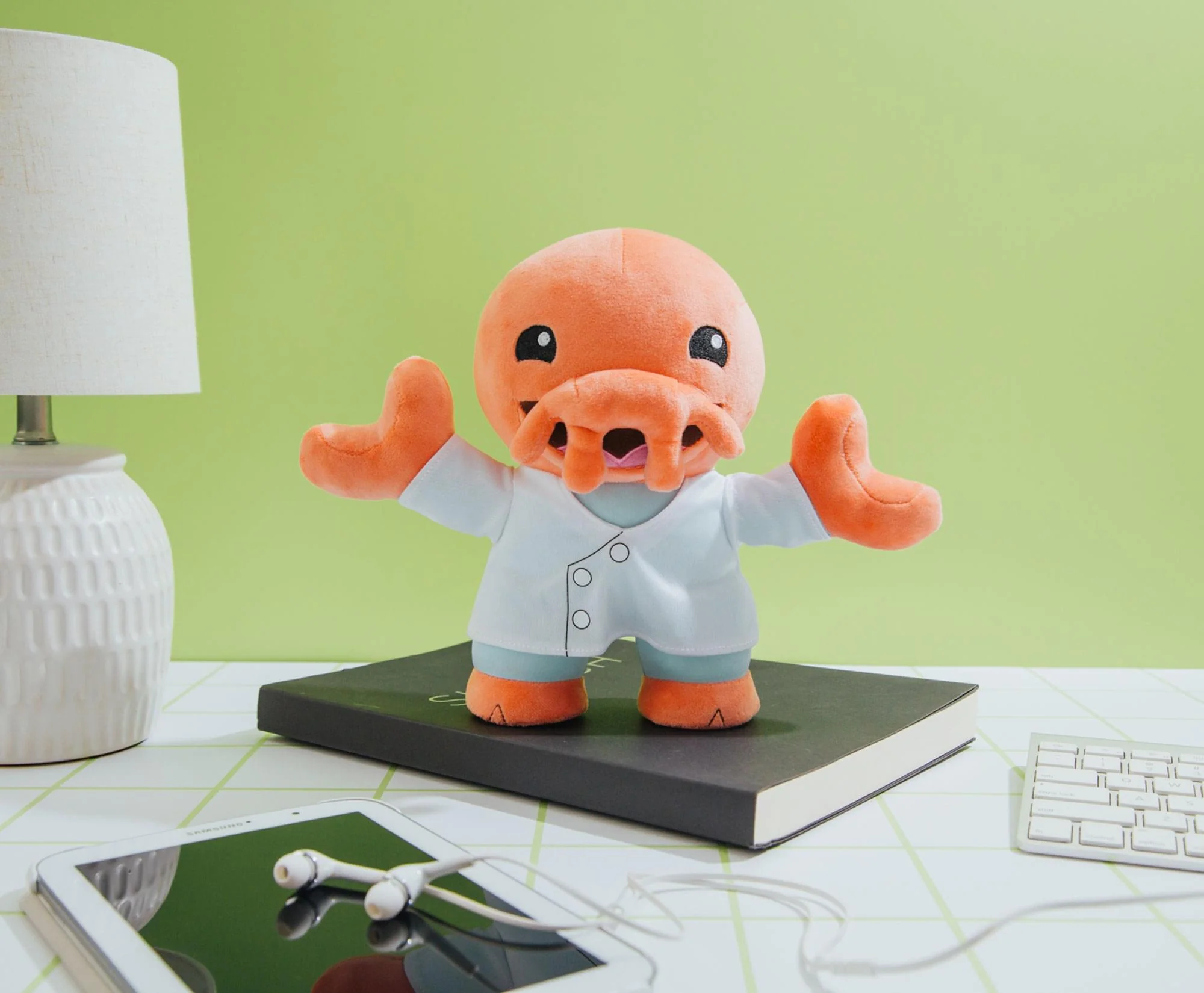 Futurama Zoidberg 8-Inch Chibi Collector Plush Toy - Image 4