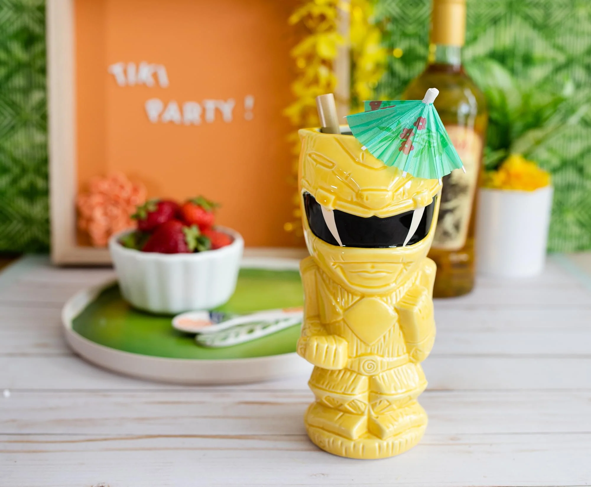 Geeki Tikis Power Rangers Yellow Ranger Ceramic Mug | Holds 15 Ounces - Image 4