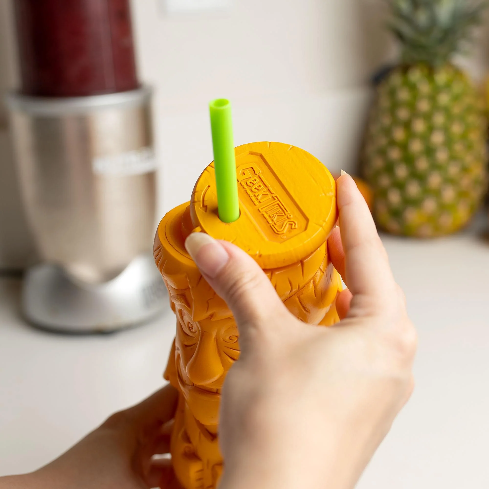 Geeki Tikis Scooby-Doo Shaggy Plastic Tumbler with Straw | Holds 20 Ounces - Image 4