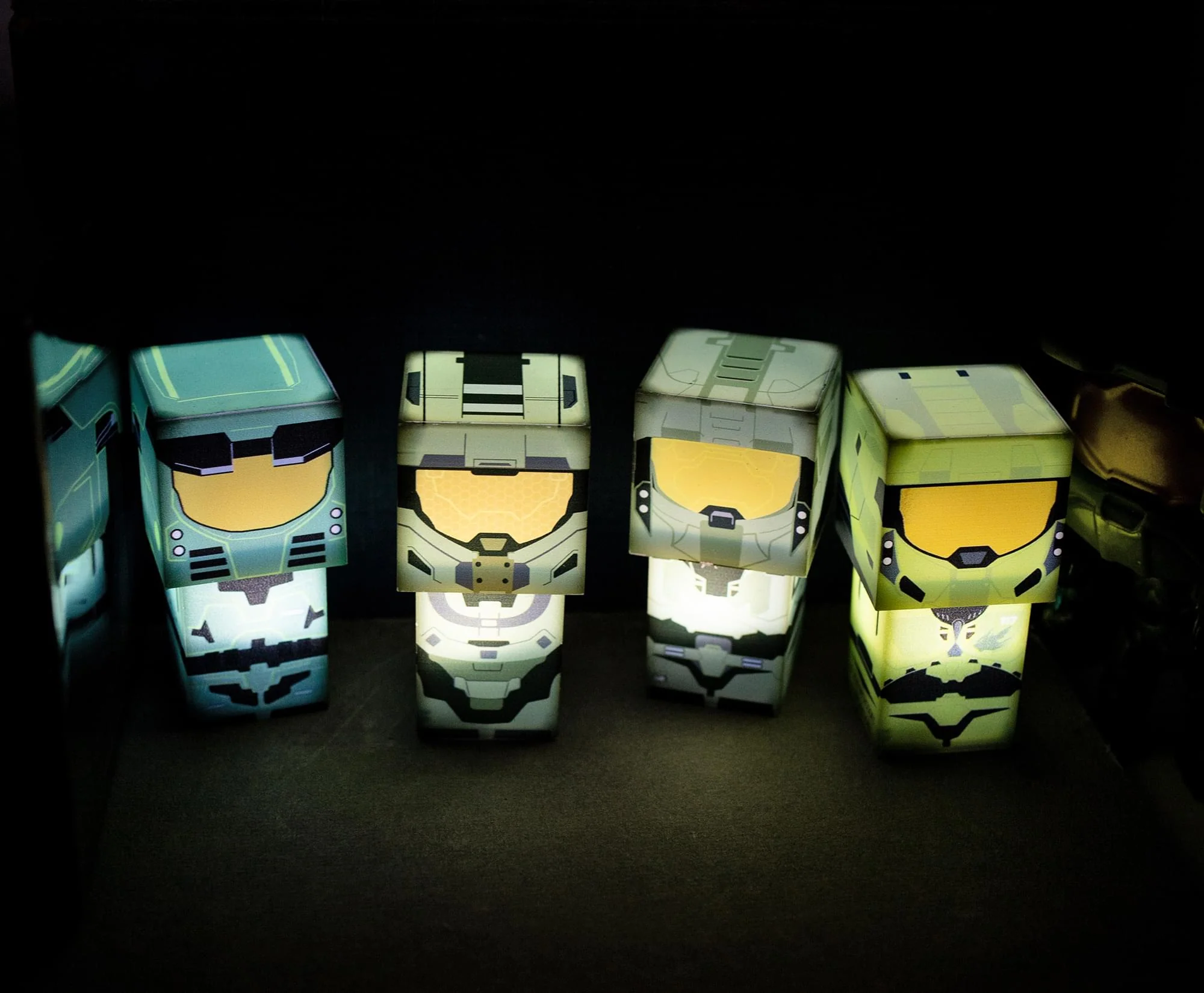 HALO Green Master Chief Evolved Mini Figural Mood Lights | Set of 4 - Image 2