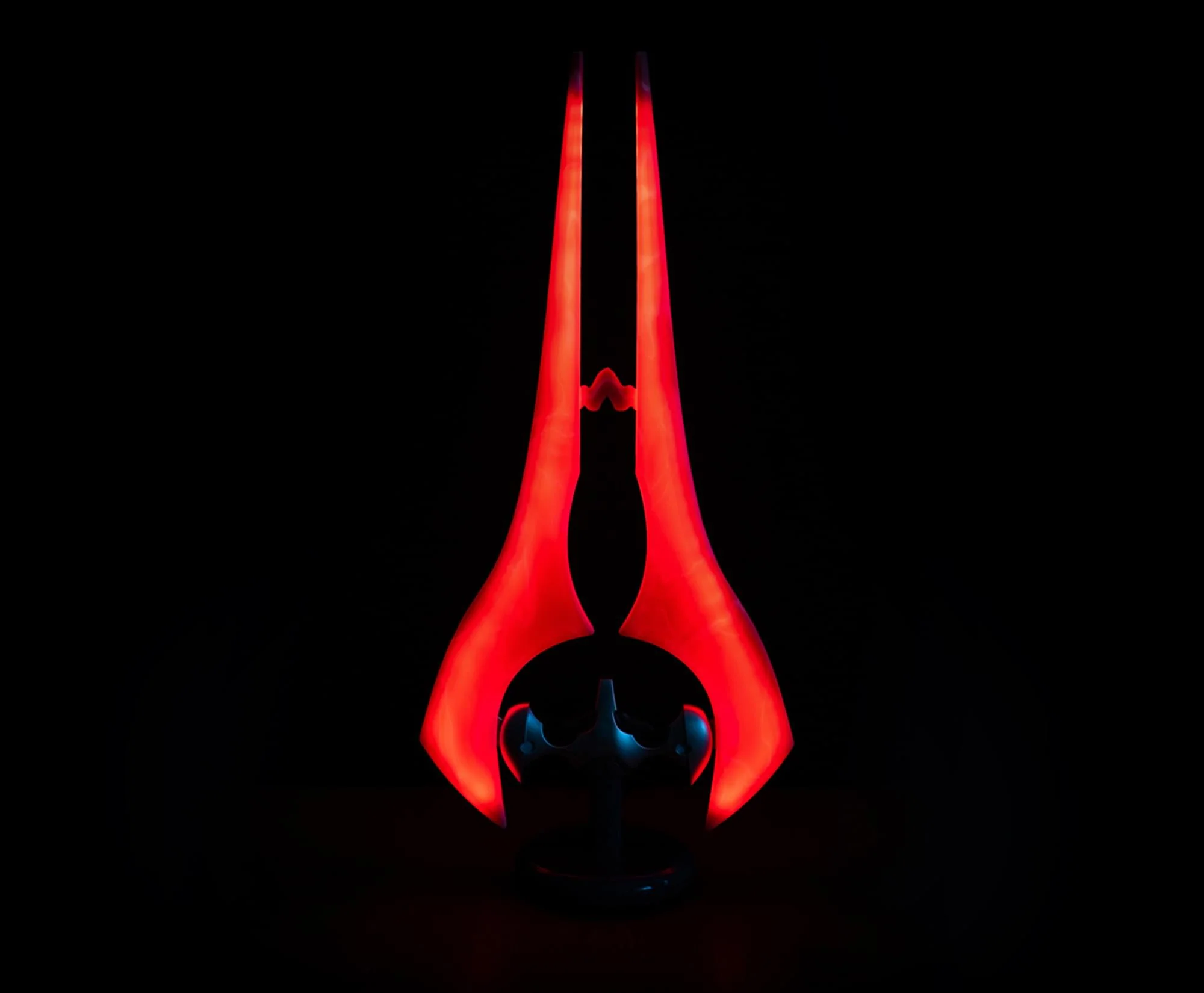 Halo Infinite Red Energy Sword Bloodblade Replica Mood Light | Toynk Exclusive - Image 2